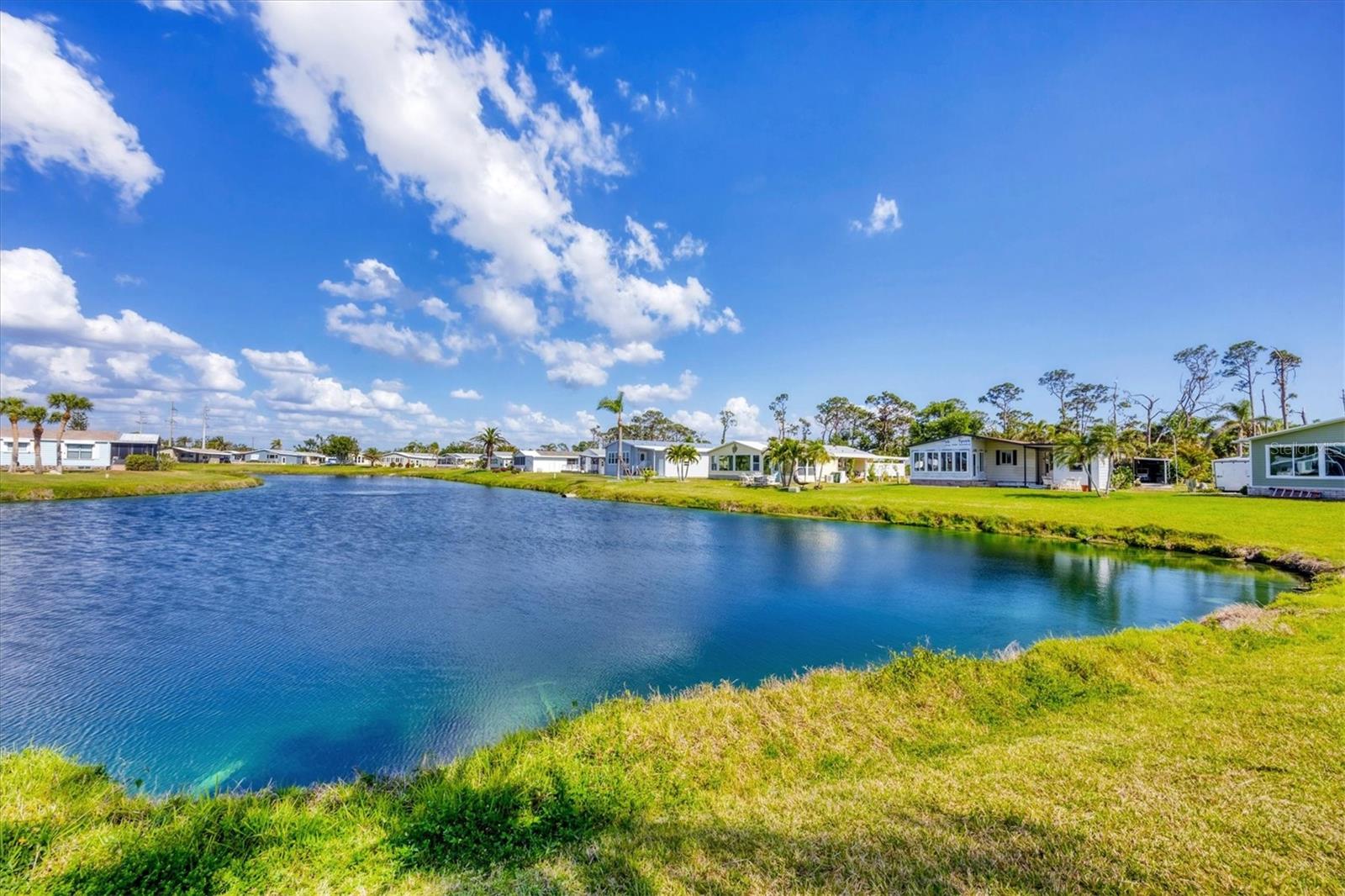 809 TANGERINE WOODS BLVD #215, ENGLEWOOD, FL, 34223