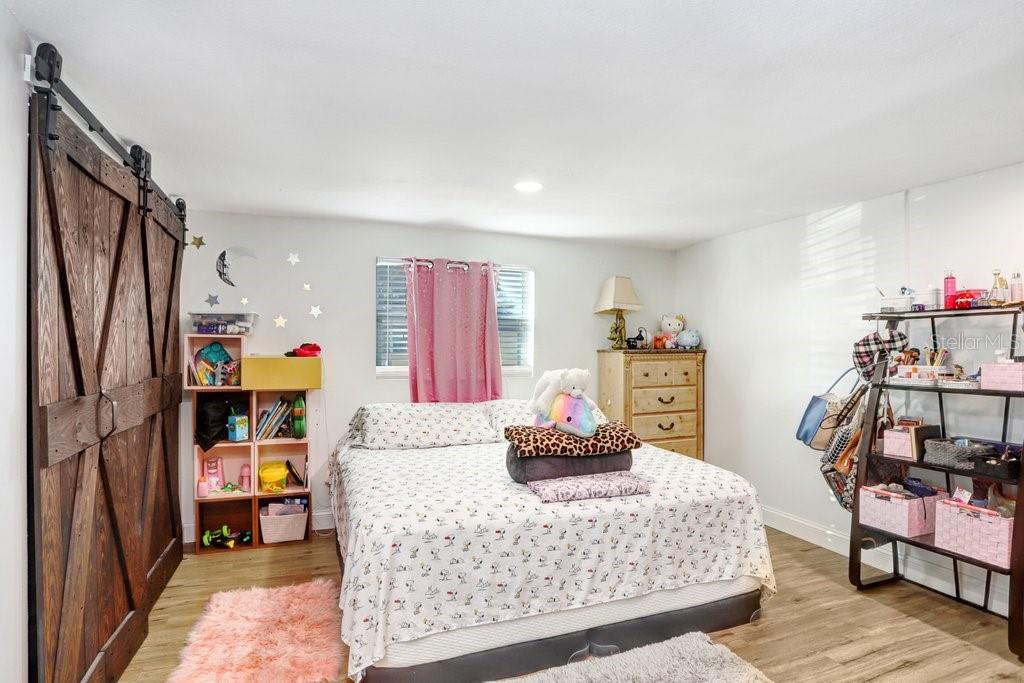 9040 LUNAR LN, PORT RICHEY, FL, 34668