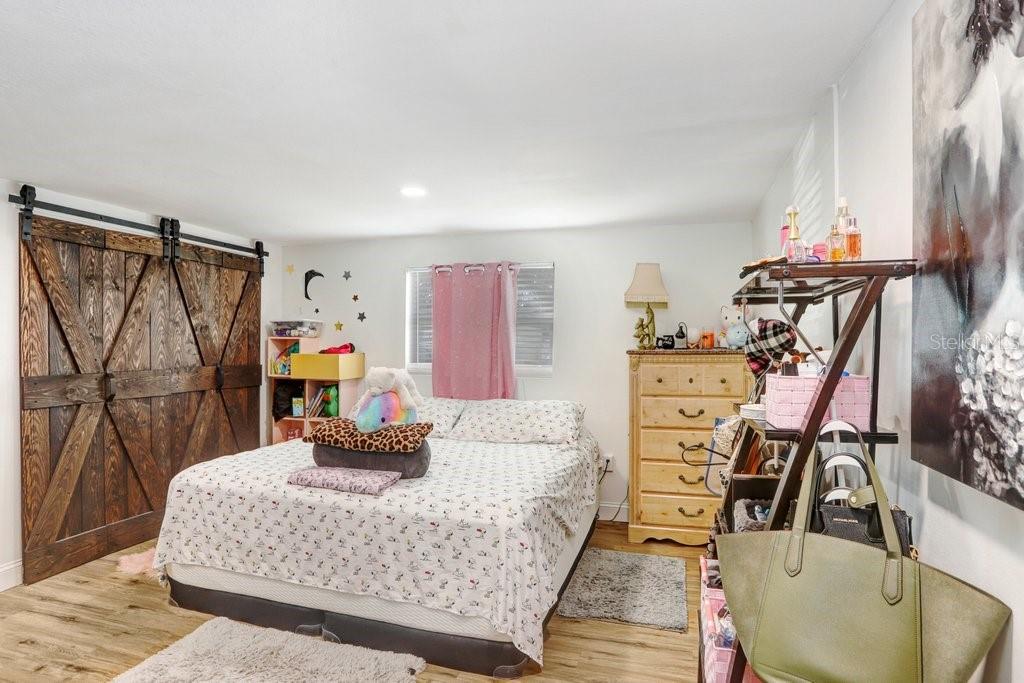 9040 LUNAR LN, PORT RICHEY, FL, 34668