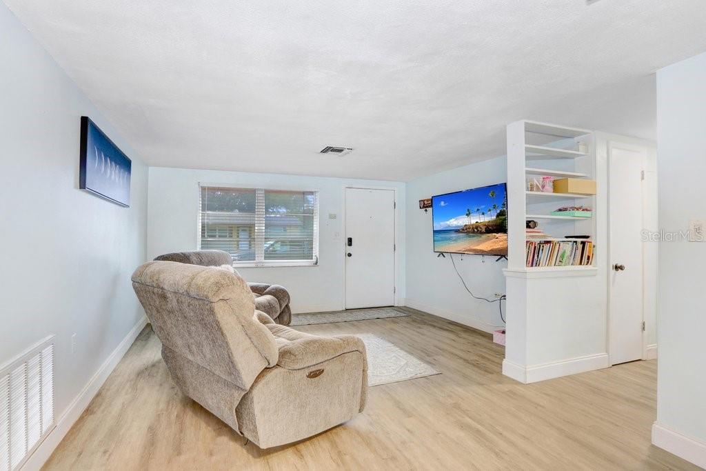 9040 LUNAR LN, PORT RICHEY, FL, 34668