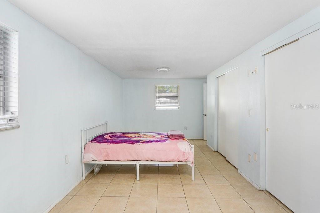 9040 LUNAR LN, PORT RICHEY, FL, 34668