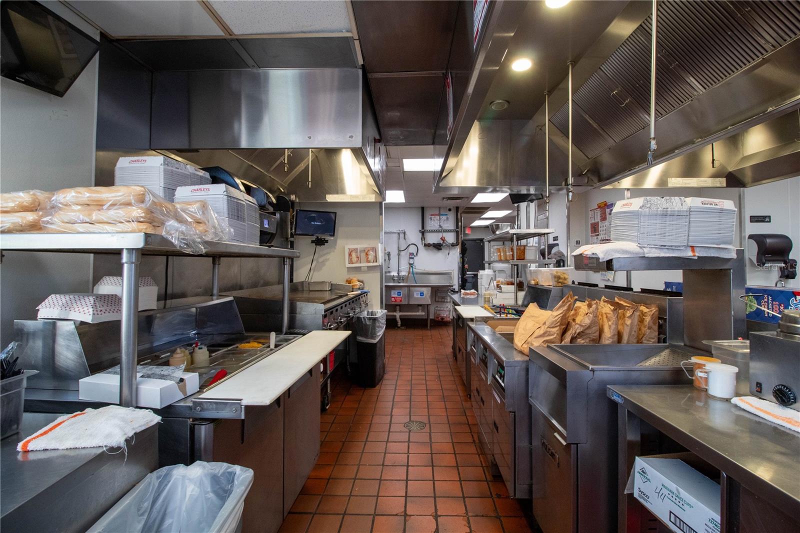 5908 S ORANGE BLOSSOM TRL, ORLANDO, FL, 32809