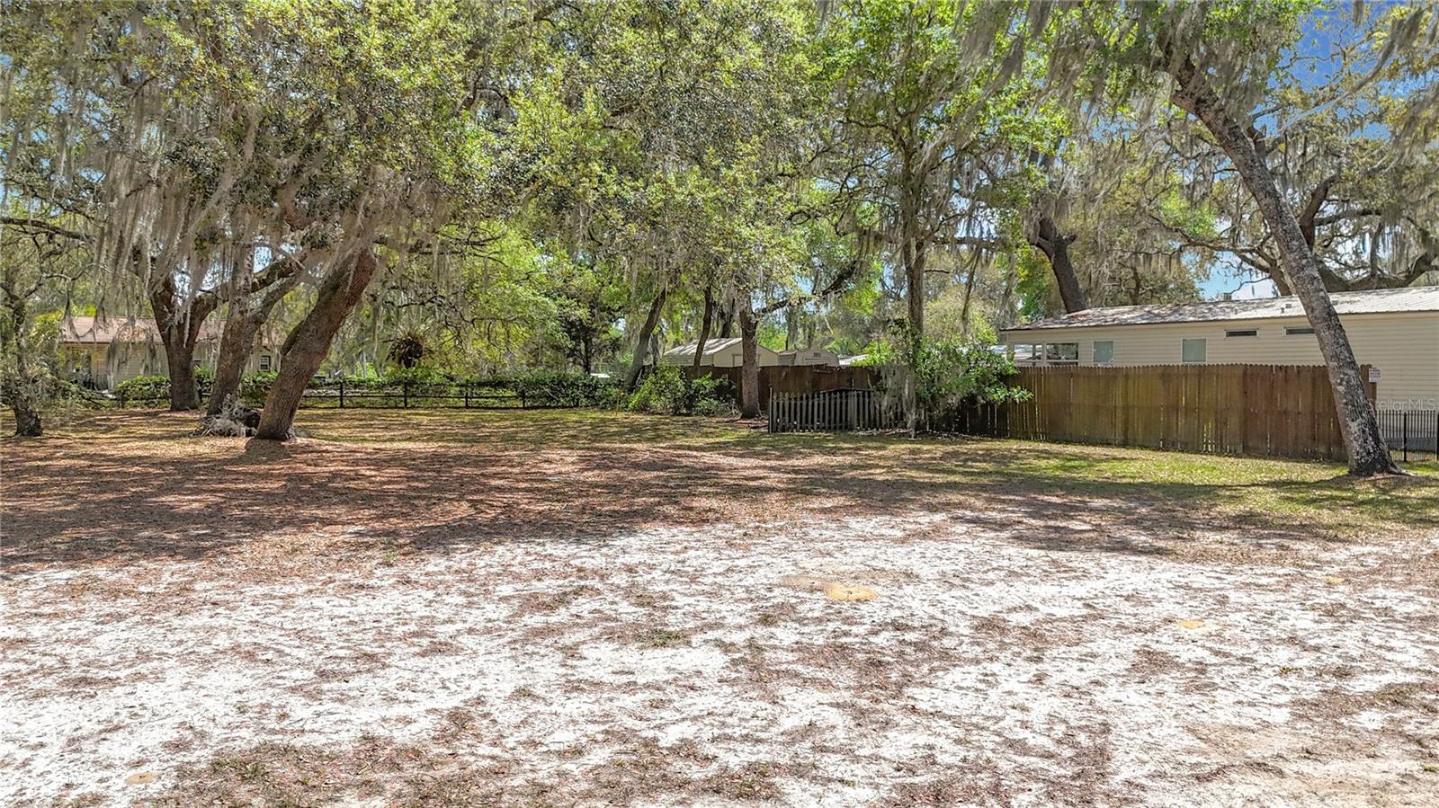 2401 SE 176TH AVE, SILVER SPRINGS, FL, 34488