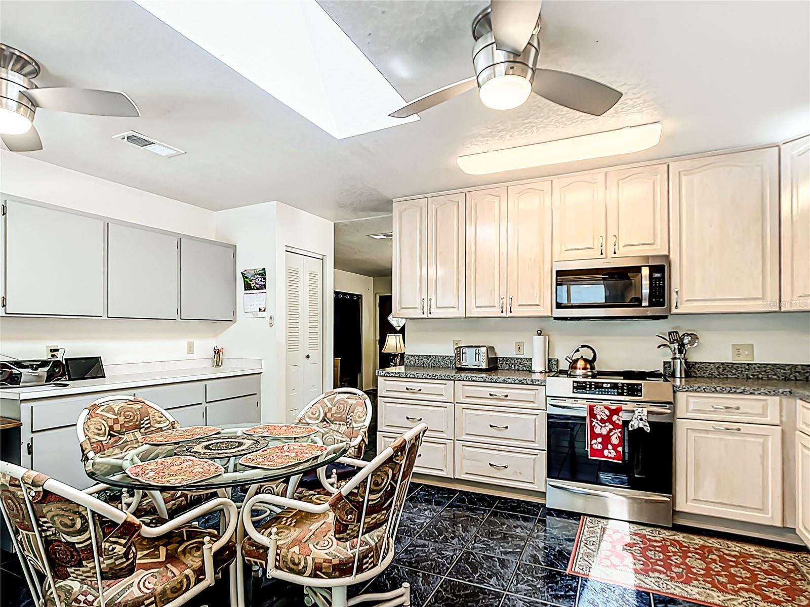 2401 SE 176TH AVE, SILVER SPRINGS, FL, 34488