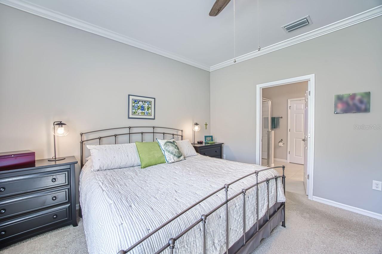 2130 SUMMERSWEET DR, ALVA, FL, 33920
