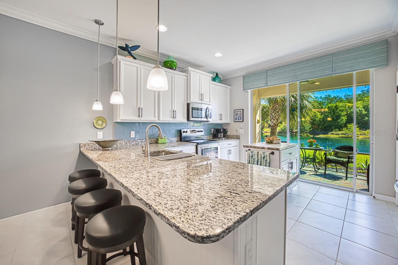 2130 SUMMERSWEET DR, ALVA, FL, 33920