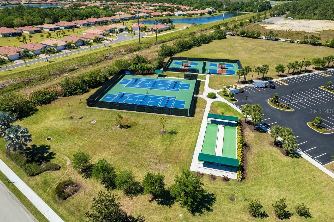 2130 SUMMERSWEET DR, ALVA, FL, 33920