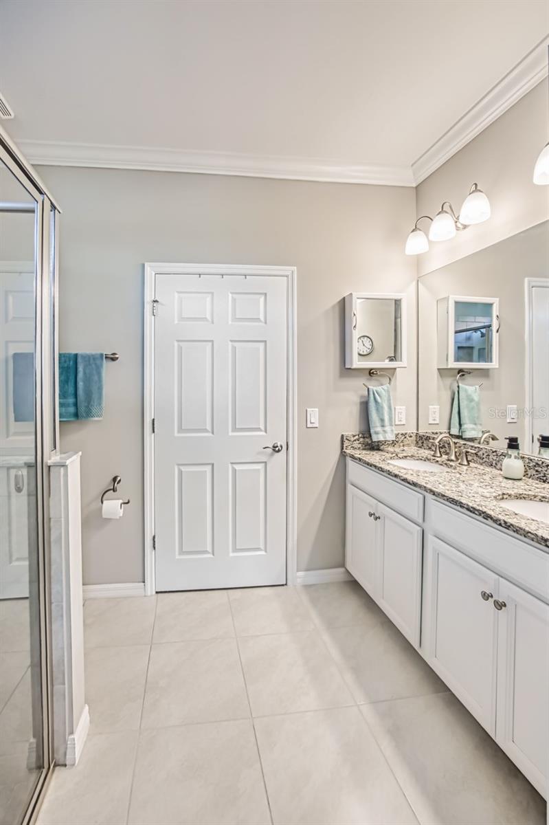 2130 SUMMERSWEET DR, ALVA, FL, 33920