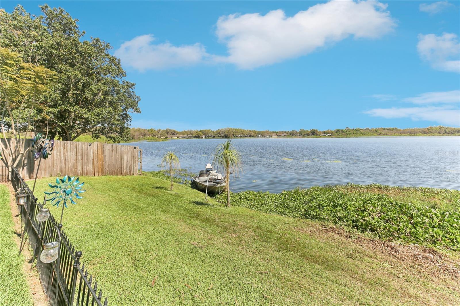 1222 LADY ELAINE DR, VALRICO, FL, 33594