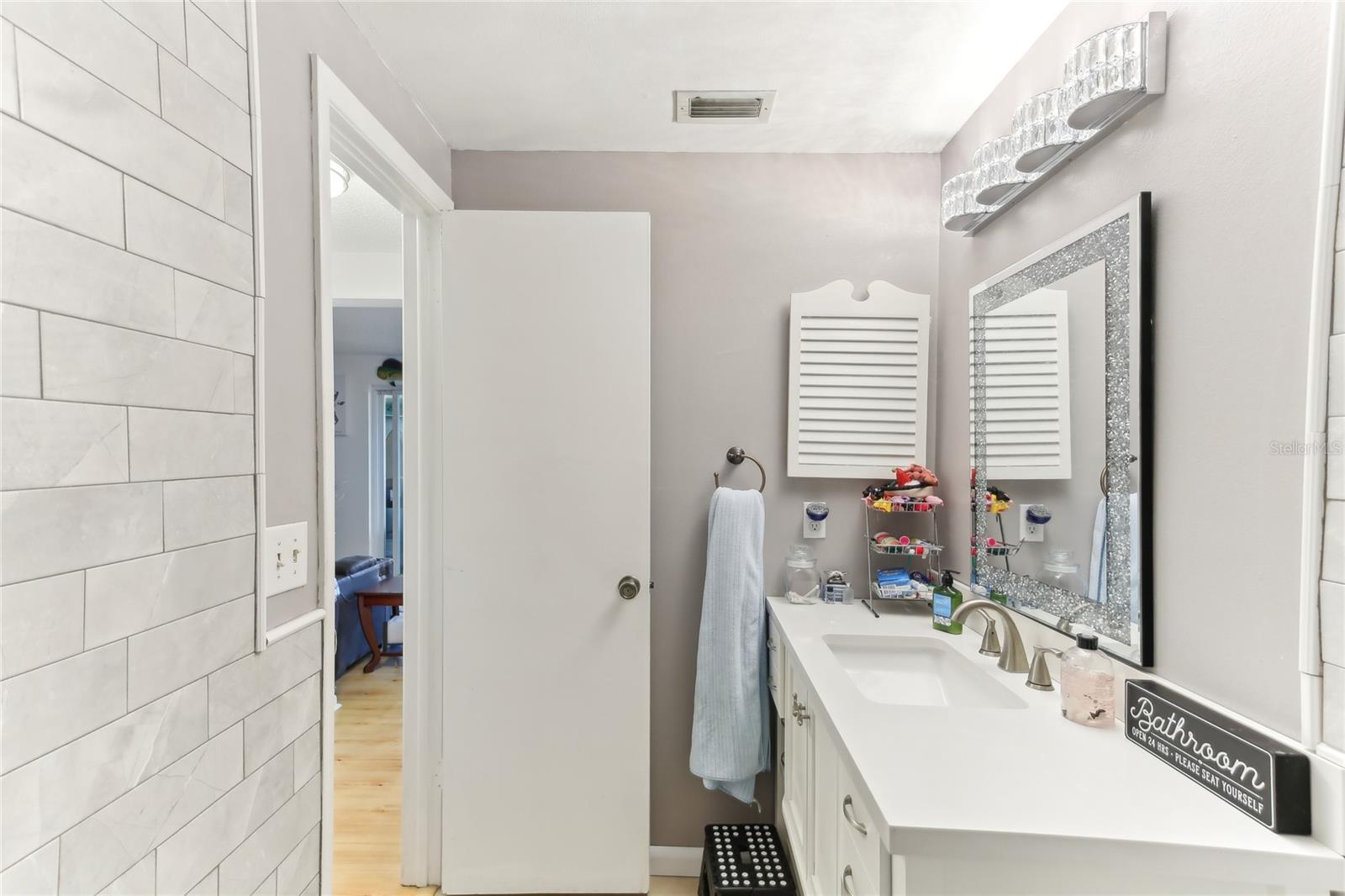 1222 LADY ELAINE DR, VALRICO, FL, 33594