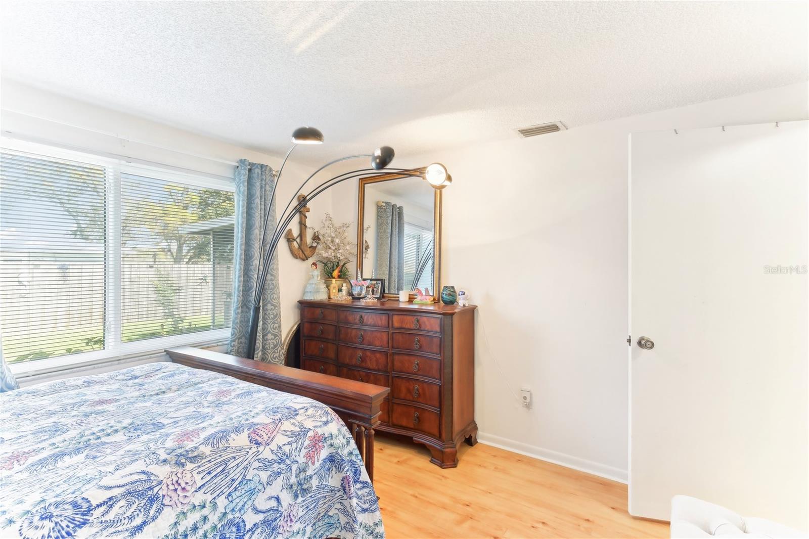 1222 LADY ELAINE DR, VALRICO, FL, 33594