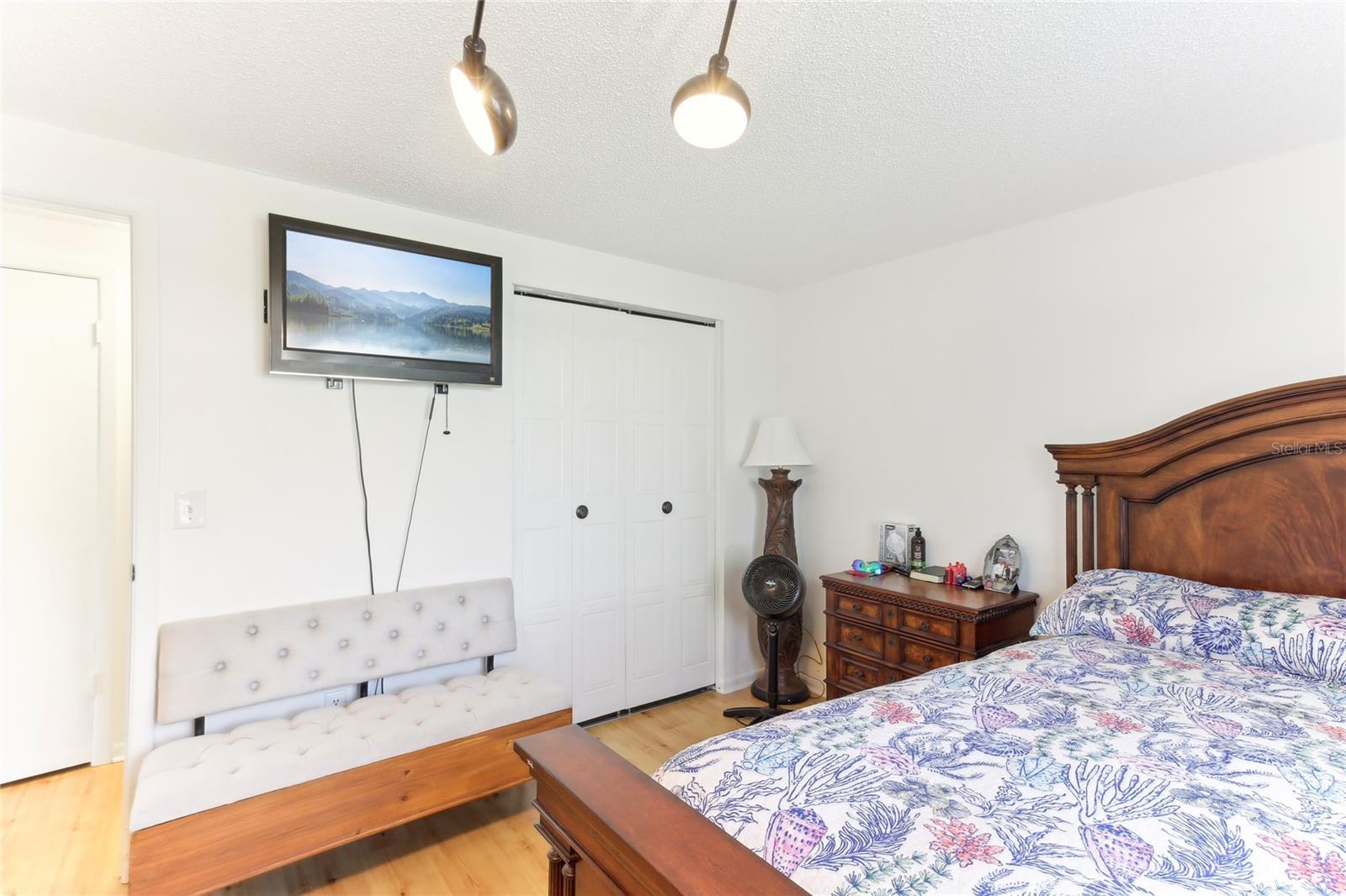 1222 LADY ELAINE DR, VALRICO, FL, 33594