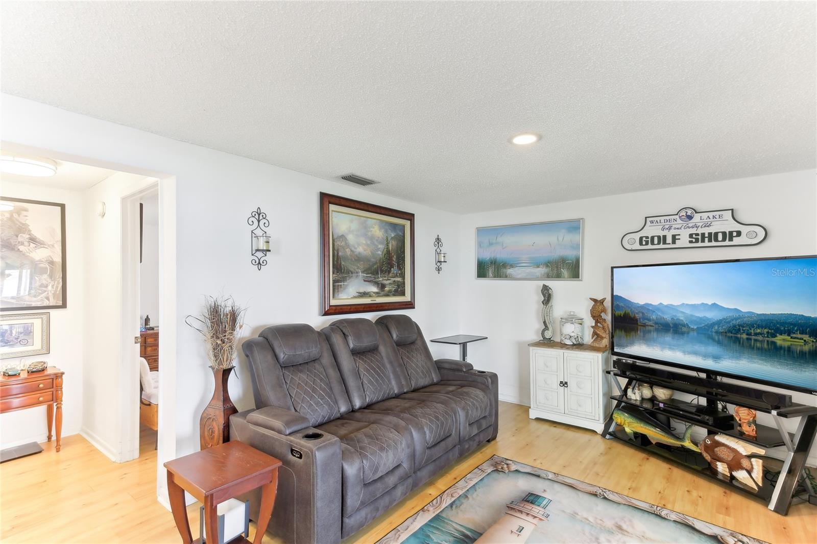 1222 LADY ELAINE DR, VALRICO, FL, 33594