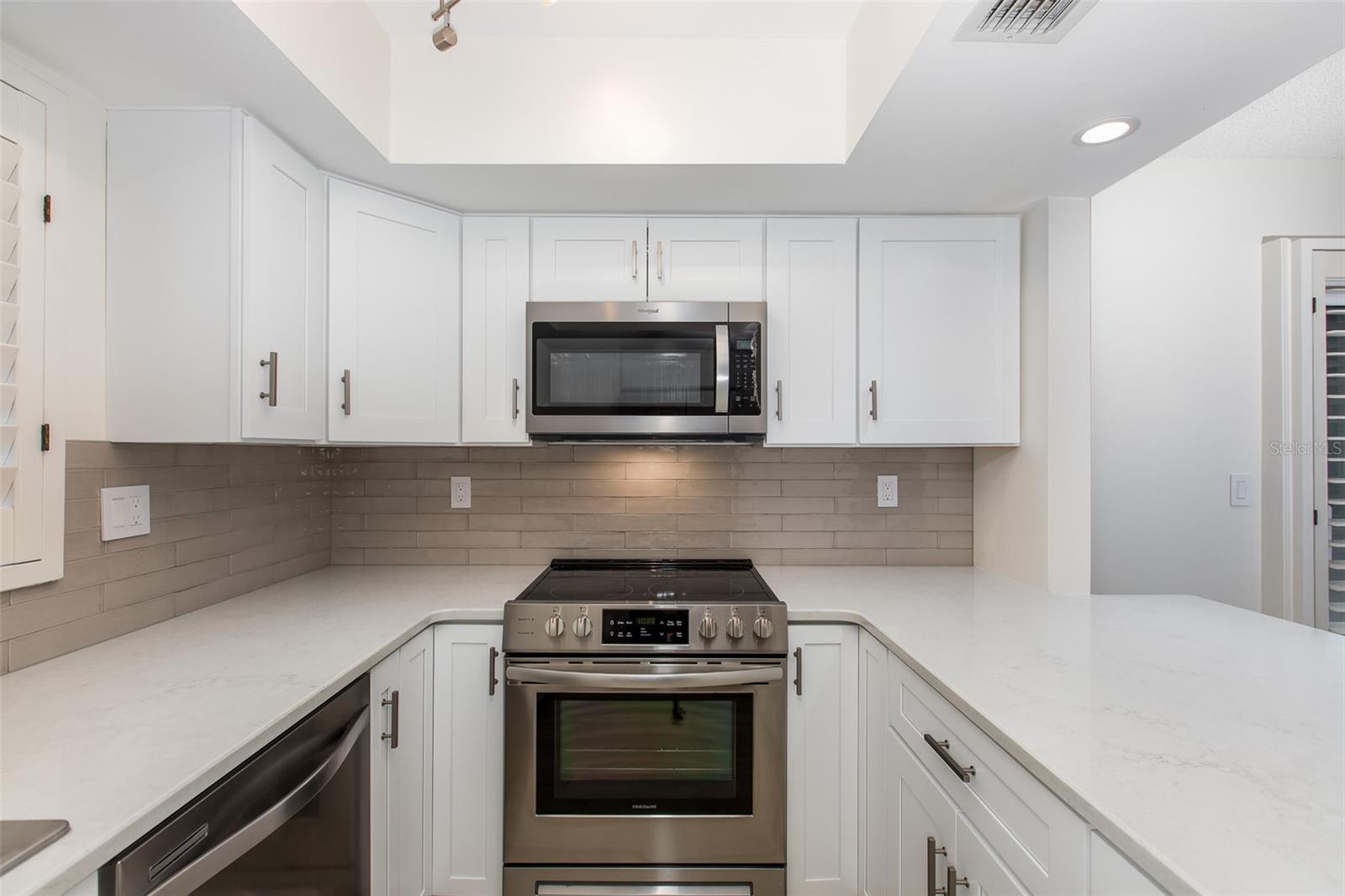 90 S HIGHLAND AVE #9, TARPON SPRINGS, FL, 34689
