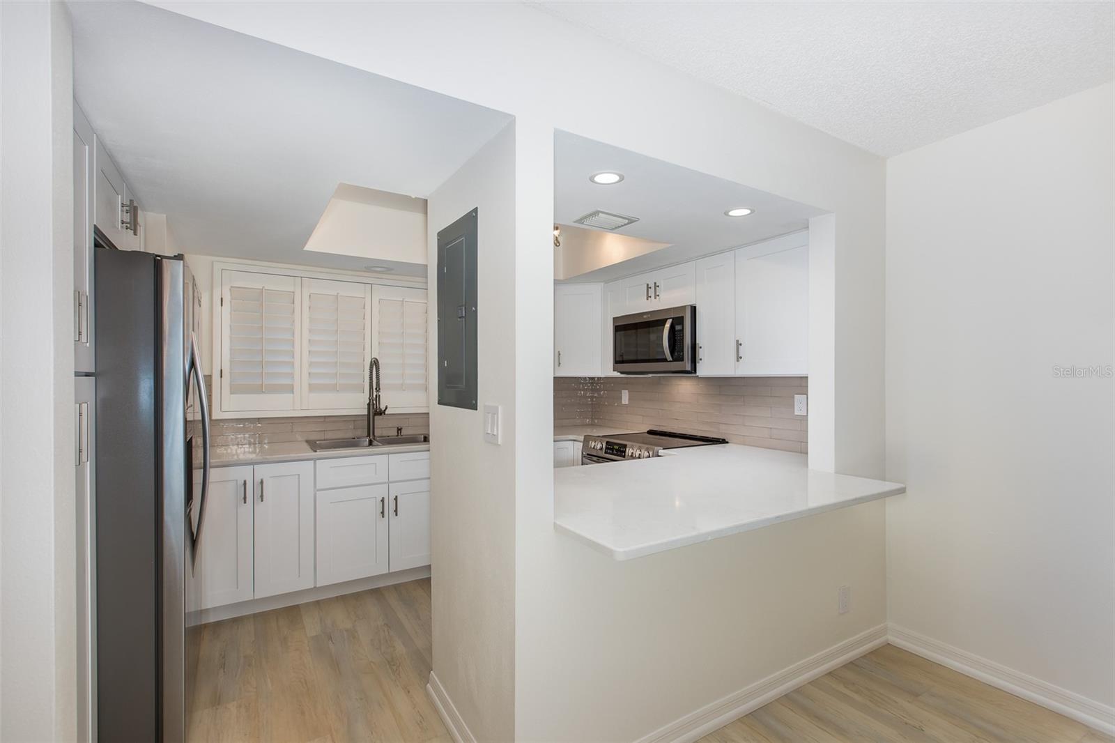 90 S HIGHLAND AVE #9, TARPON SPRINGS, FL, 34689