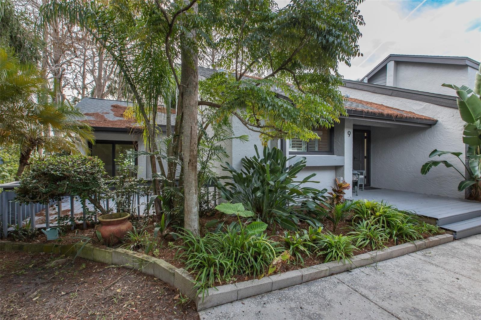 90 S HIGHLAND AVE #9, TARPON SPRINGS, FL, 34689