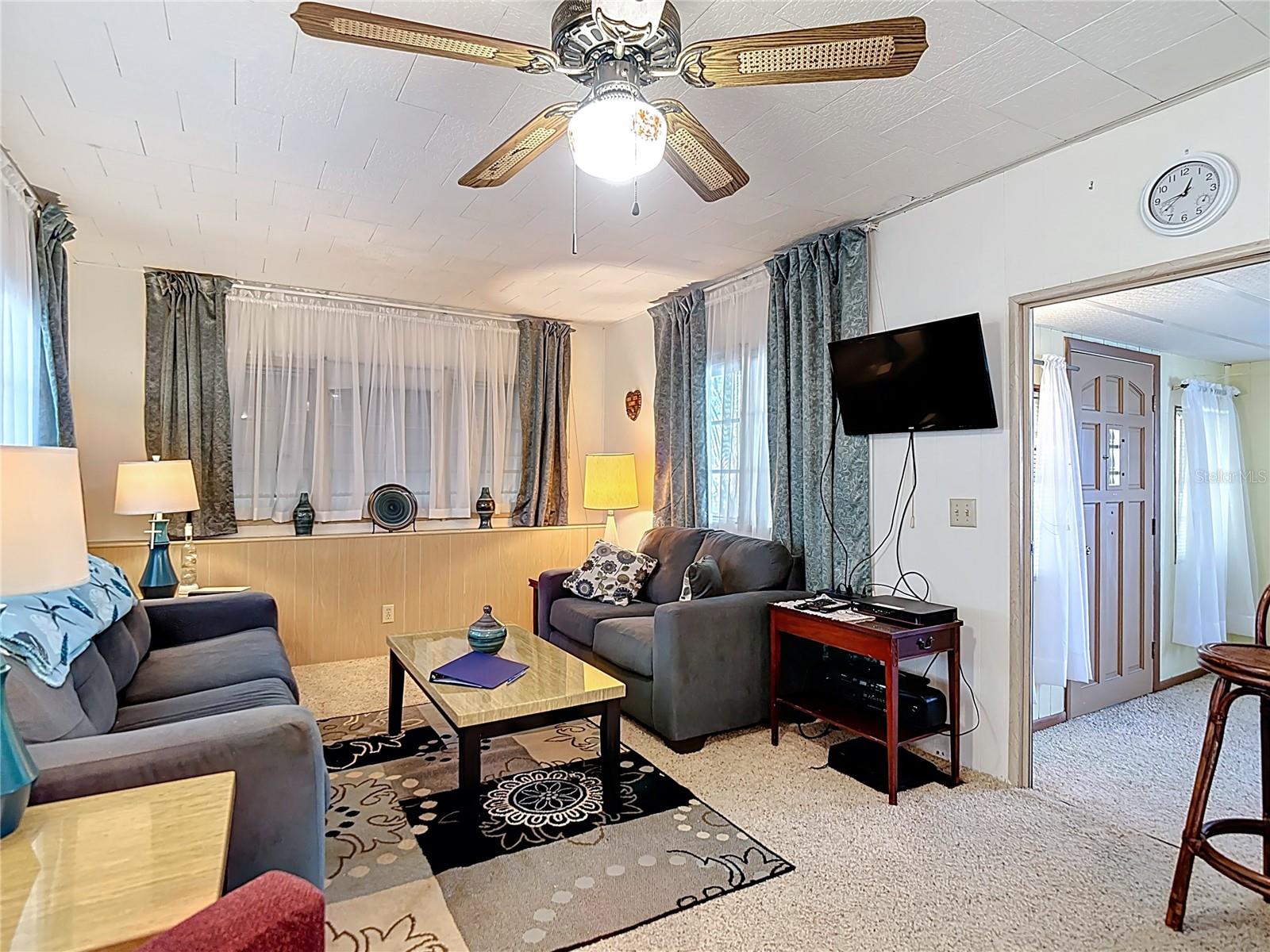 6124 CRESTVIEW LN, ZEPHYRHILLS, FL, 33542