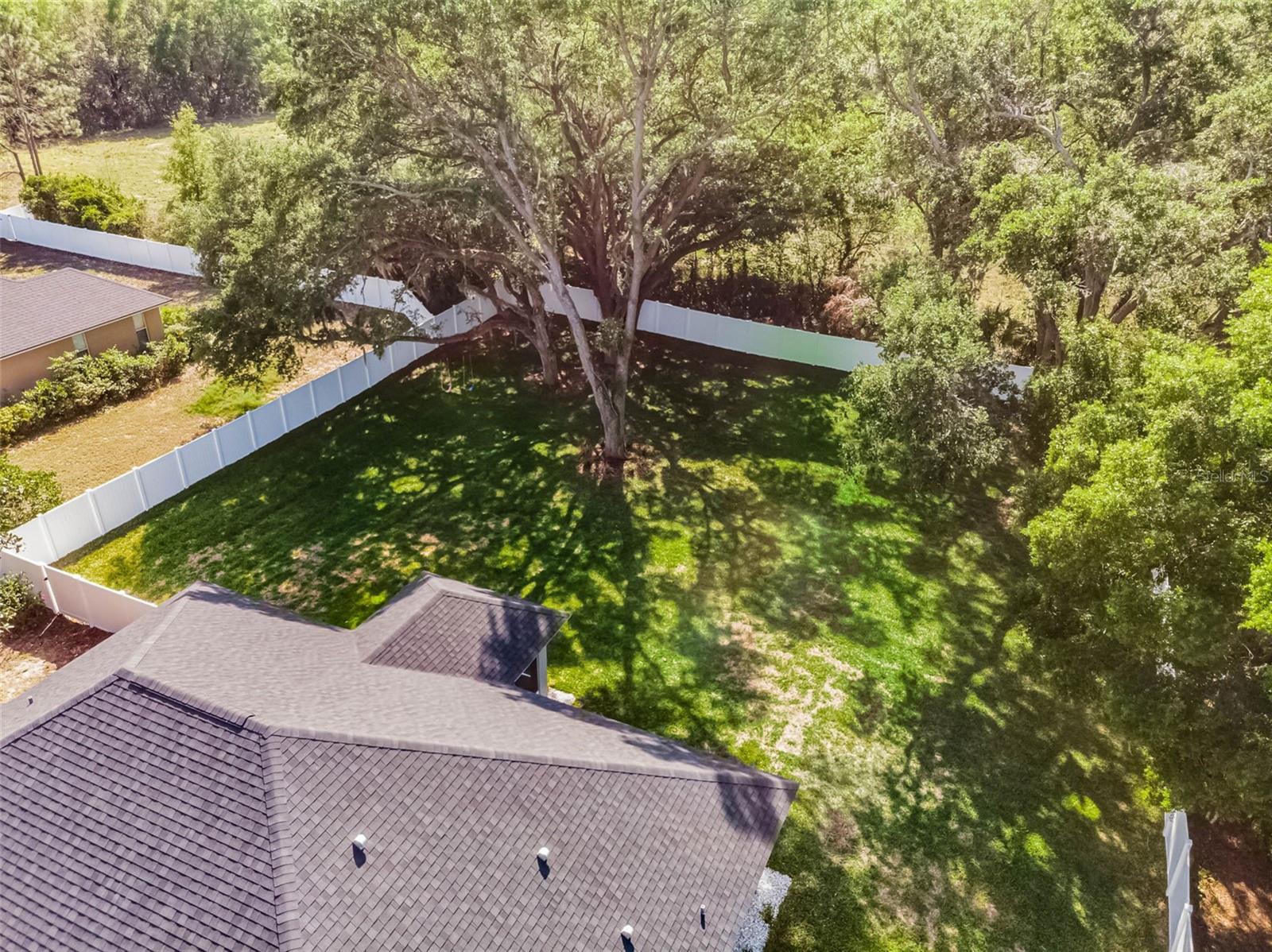 301 BROOKSTONE LN, FRUITLAND PARK, FL, 34731