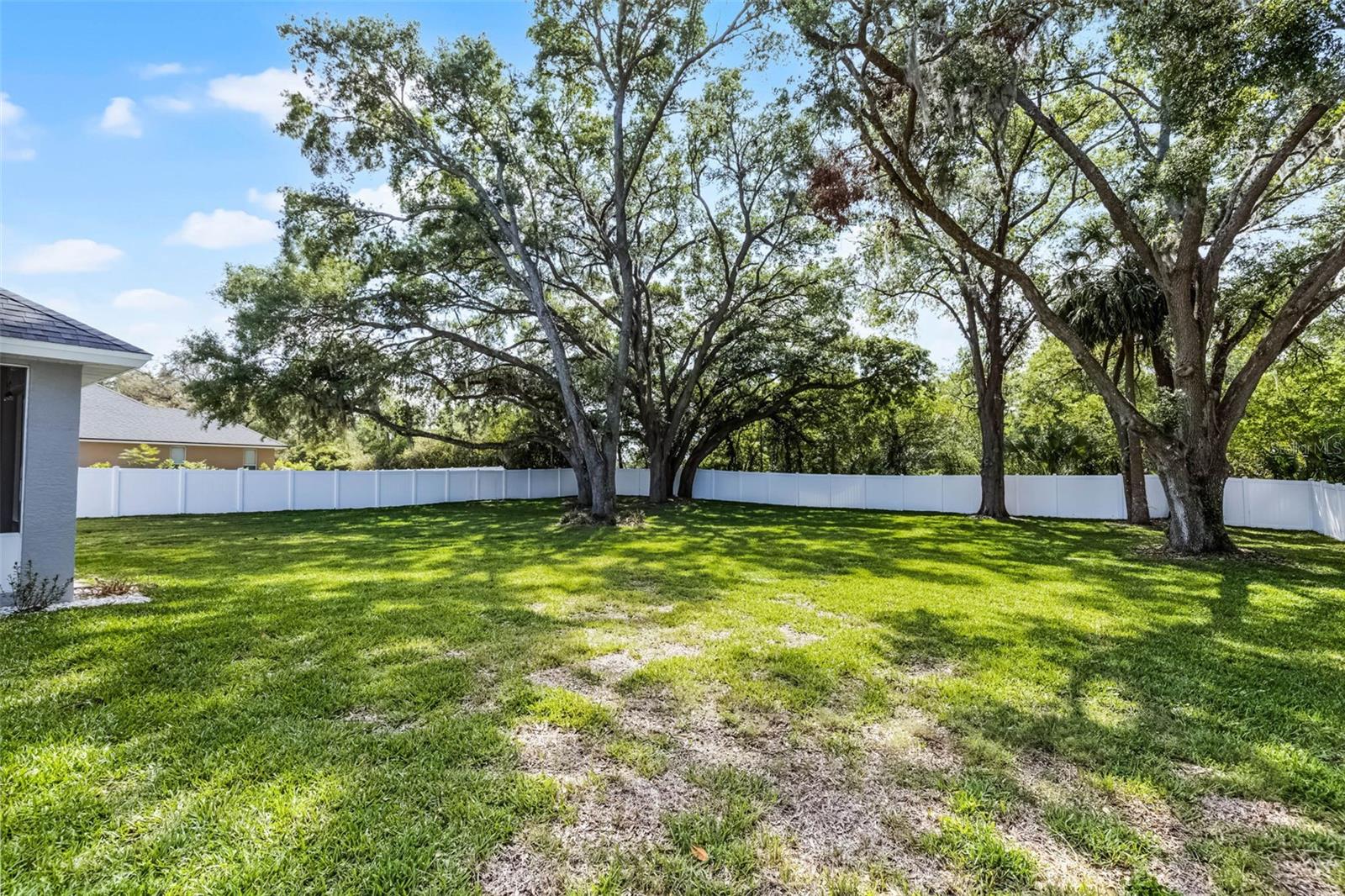301 BROOKSTONE LN, FRUITLAND PARK, FL, 34731