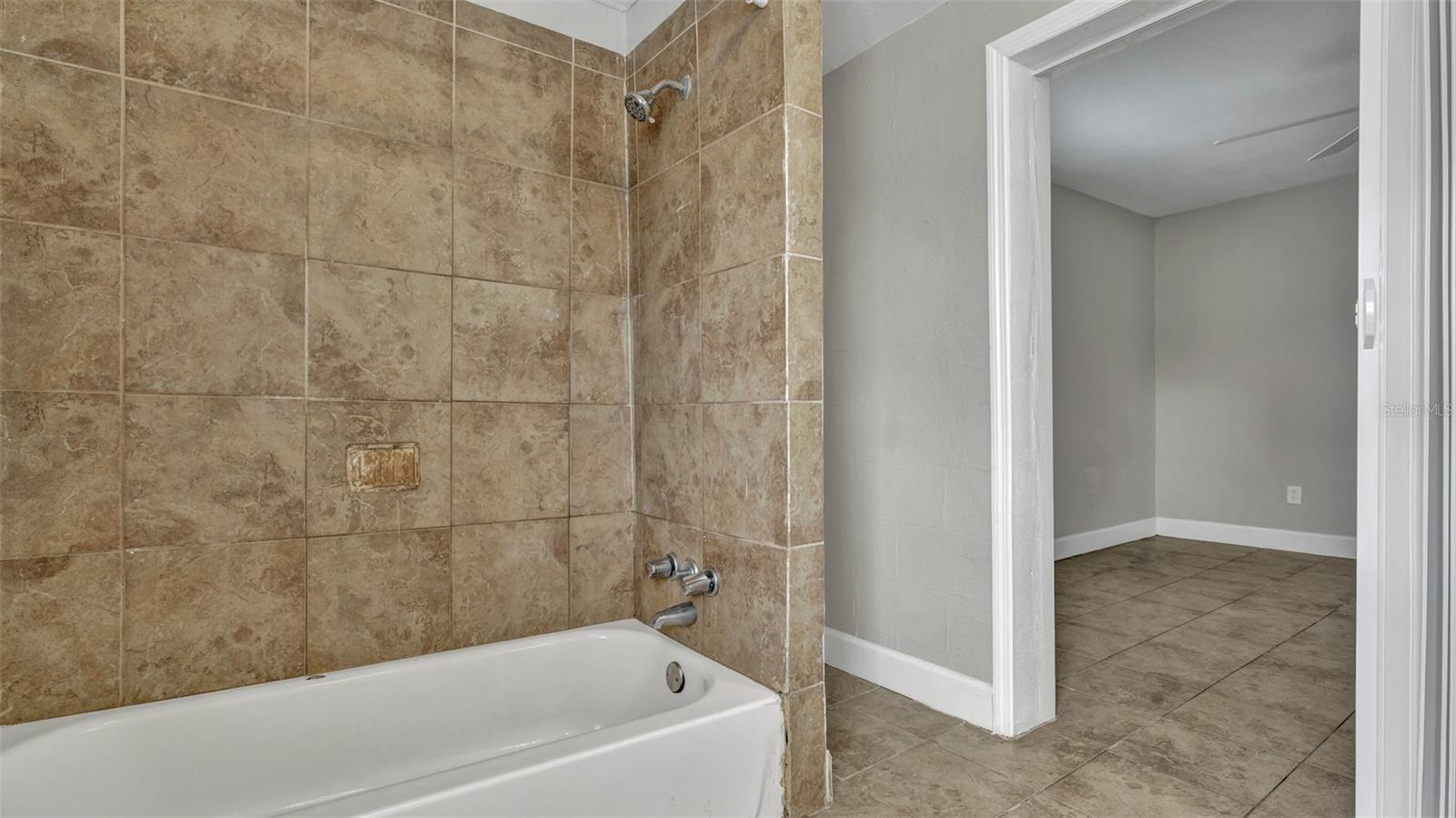 725 STRAIN BLVD, LAKELAND, FL, 33815