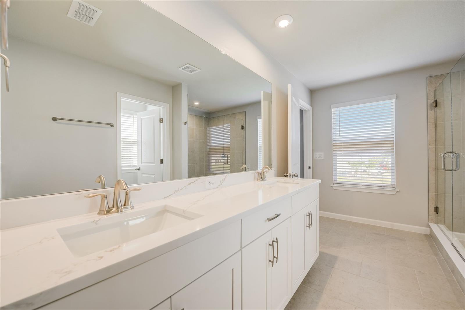 26089 WOVEN WICKER BND, LUTZ, FL, 33559