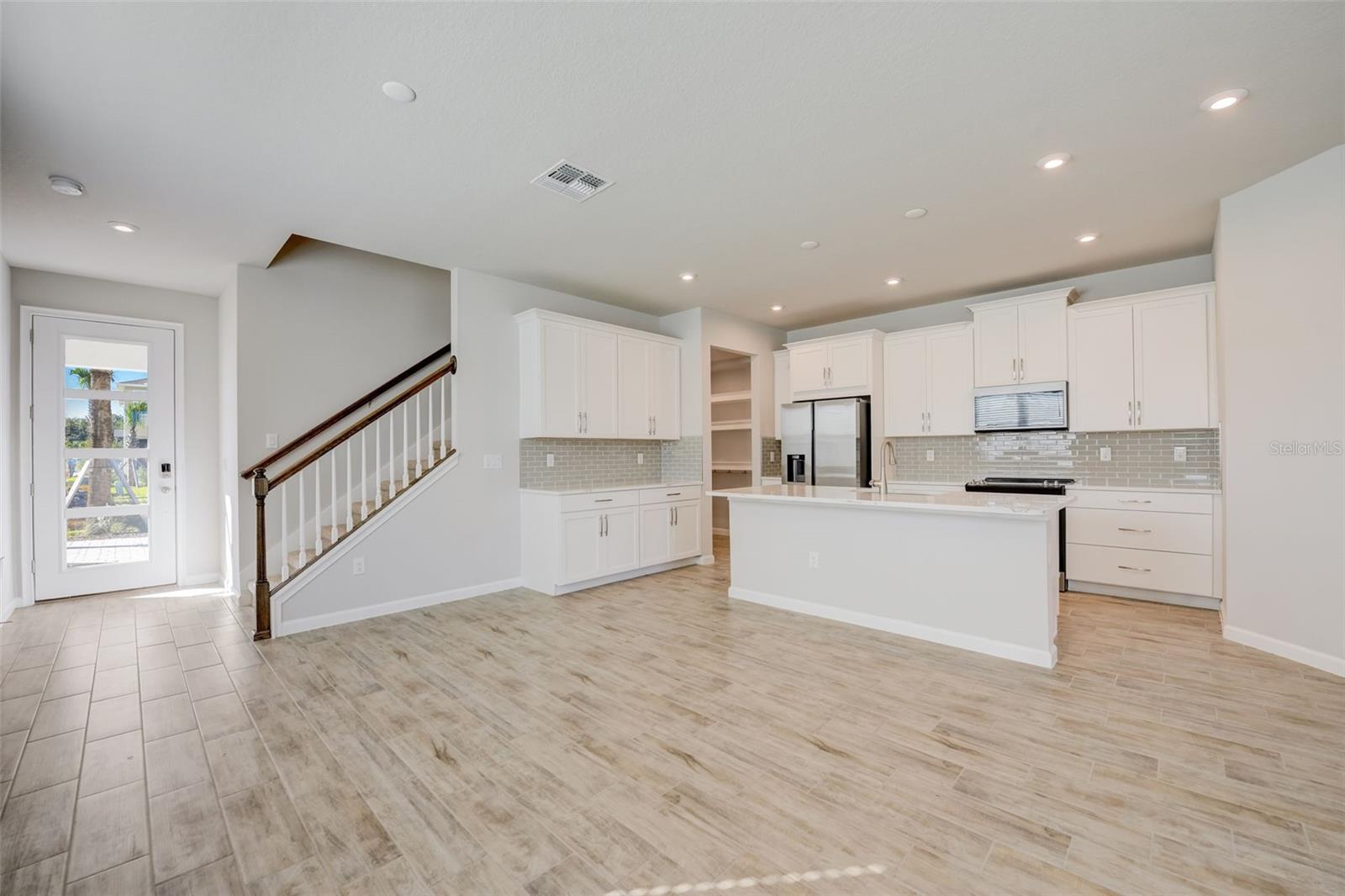 26089 WOVEN WICKER BND, LUTZ, FL, 33559