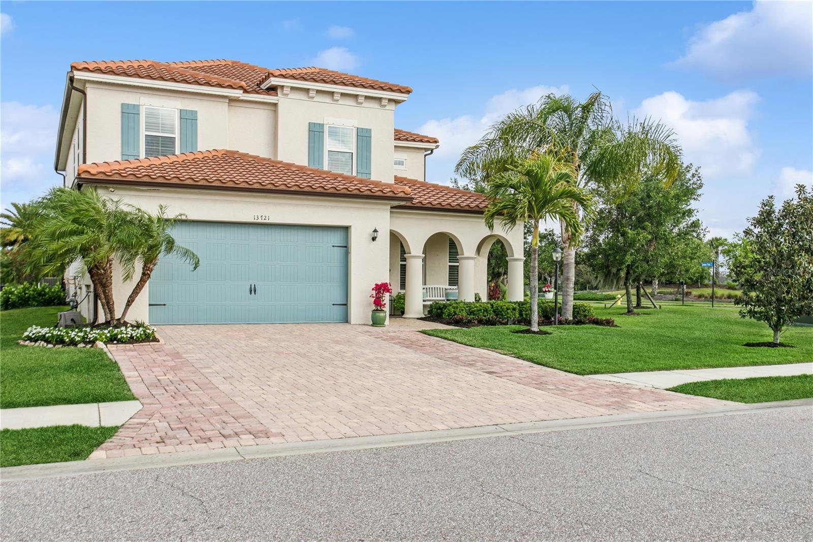 13721 SAW PALM CREEK TRL, LAKEWOOD RANCH, FL, 34211