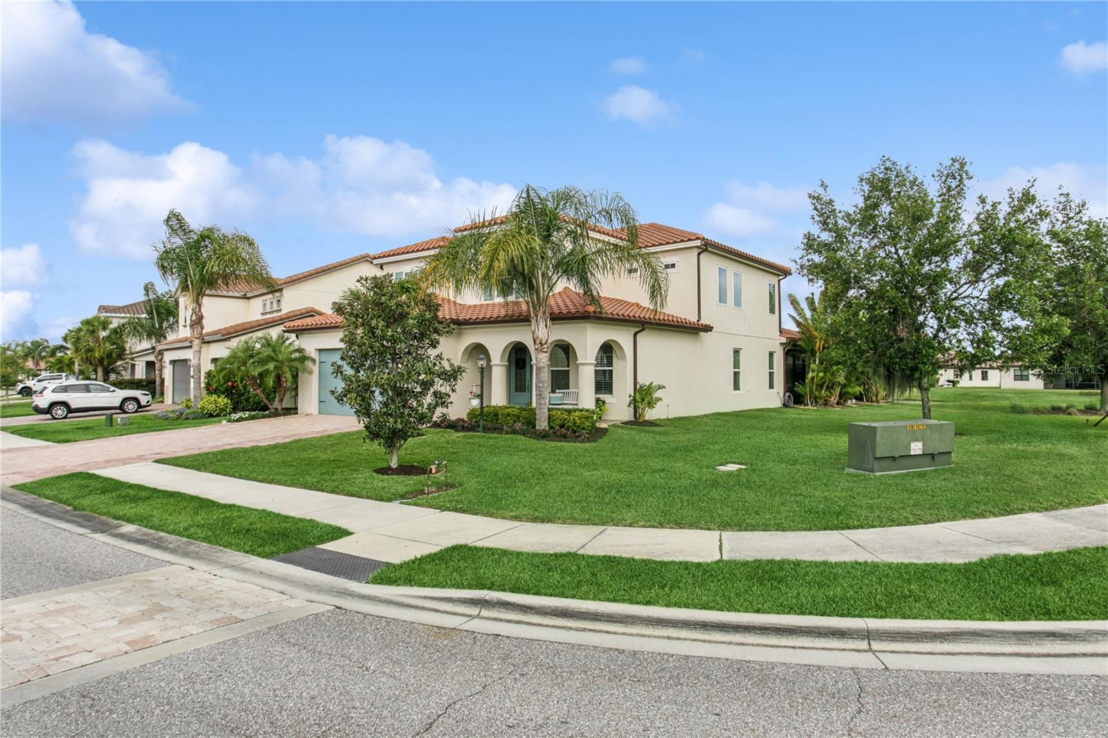 13721 SAW PALM CREEK TRL, LAKEWOOD RANCH, FL, 34211