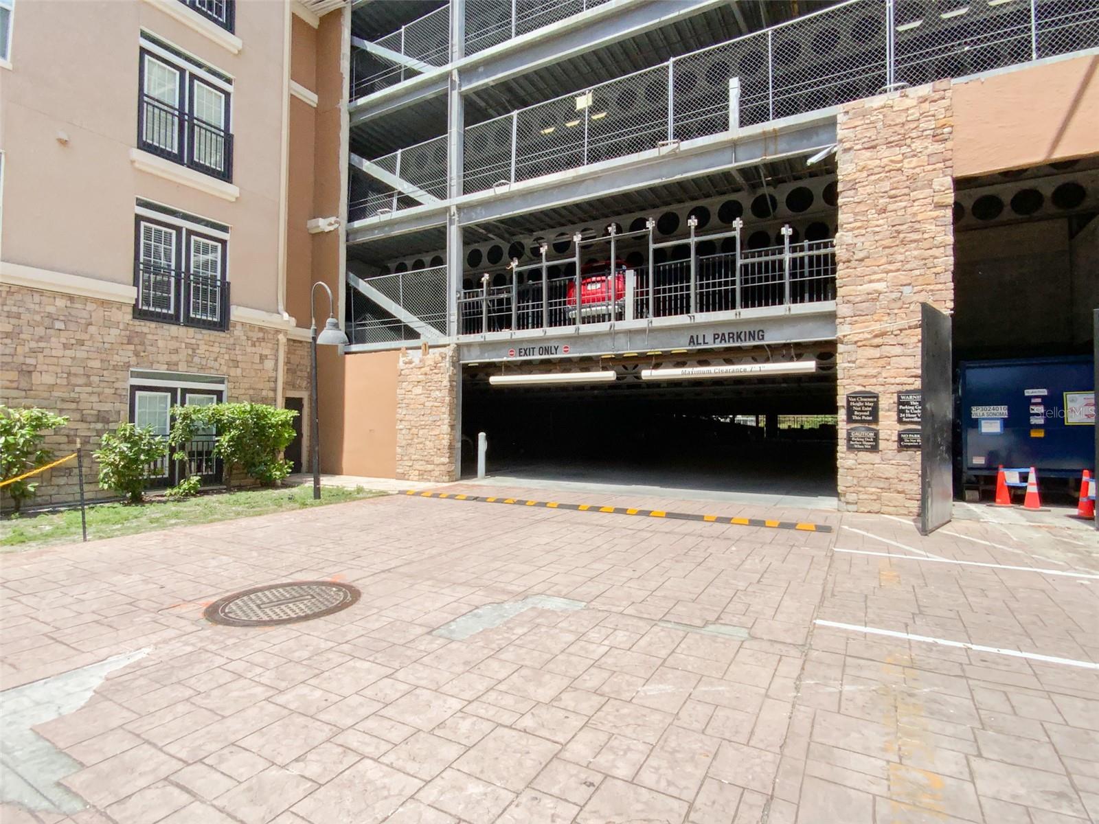 4221 W SPRUCE ST #1127, TAMPA, FL, 33607