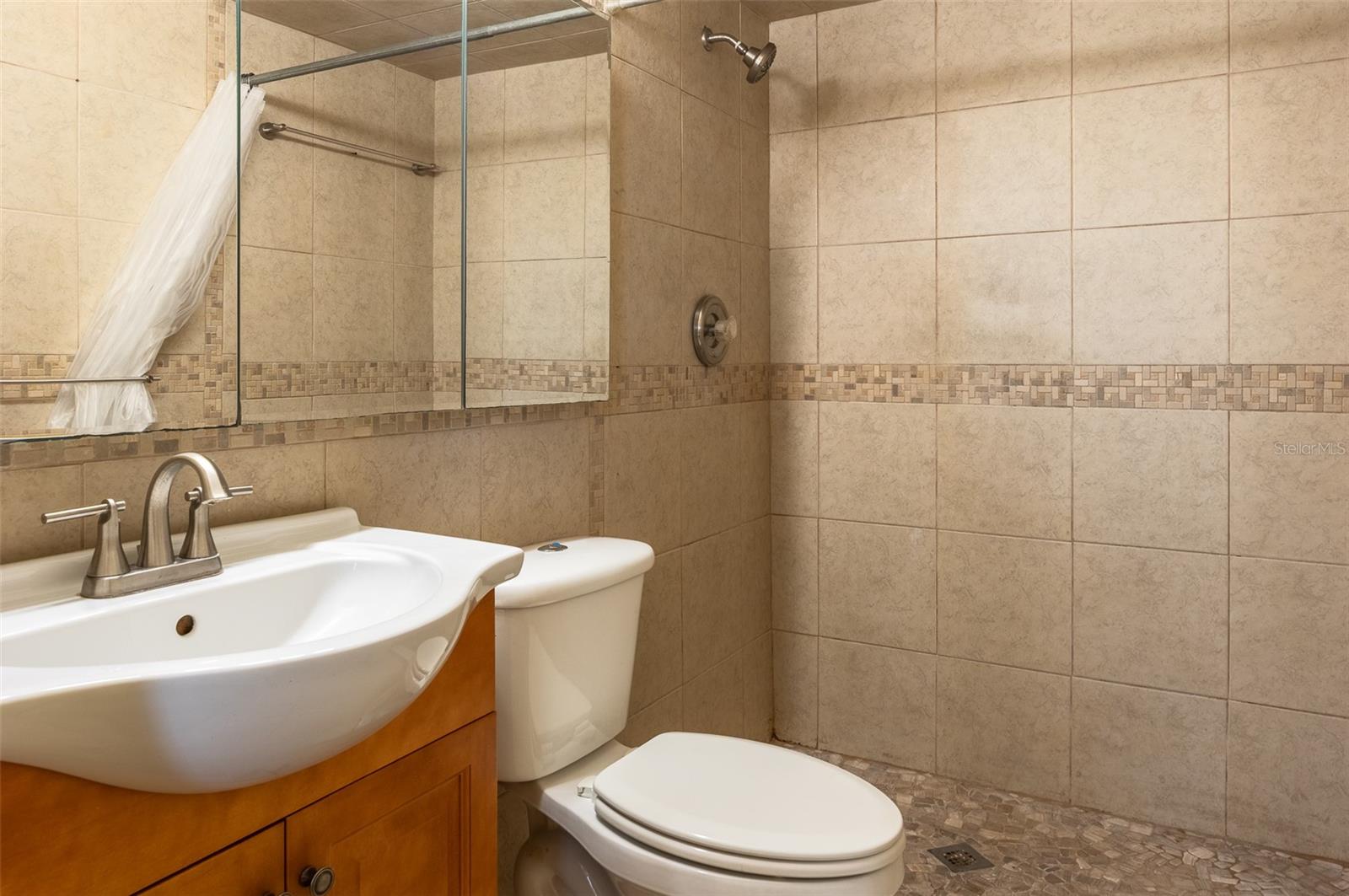 11320 117TH AVE #B, LARGO, FL, 33778