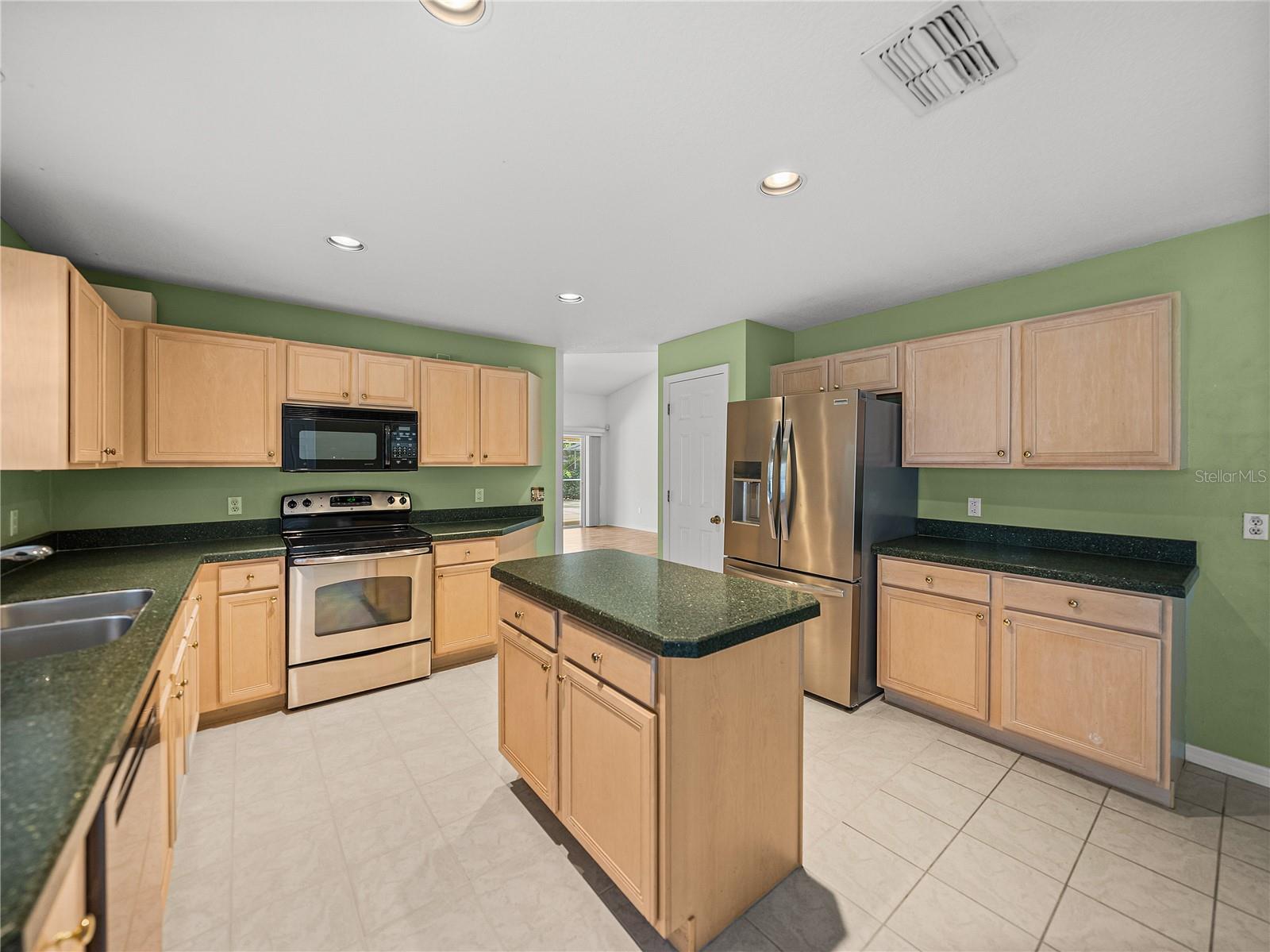 2786 GOLF LAKE DR #45, PLANT CITY, FL, 33566