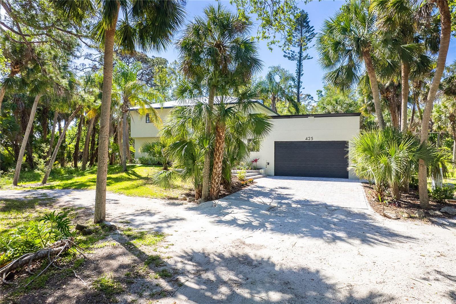 425 LAUREL RD W, NOKOMIS, FL, 34275