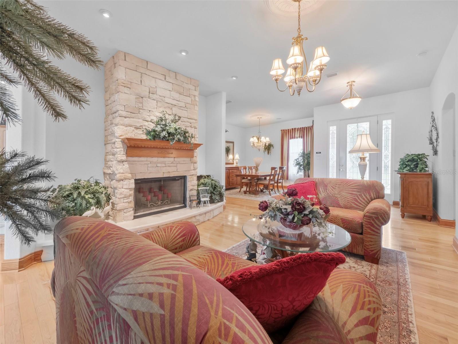 26301 SACKAMAXON DR, SORRENTO, FL, 32776