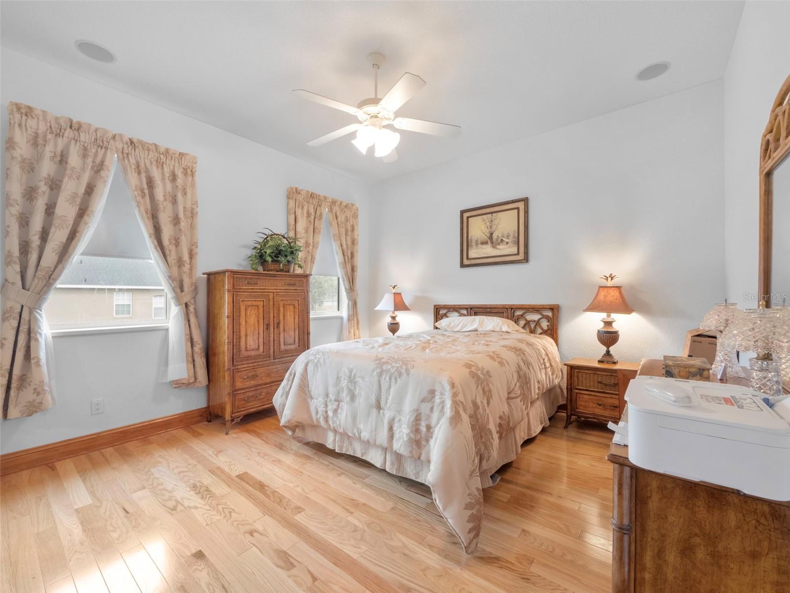 26301 SACKAMAXON DR, SORRENTO, FL, 32776