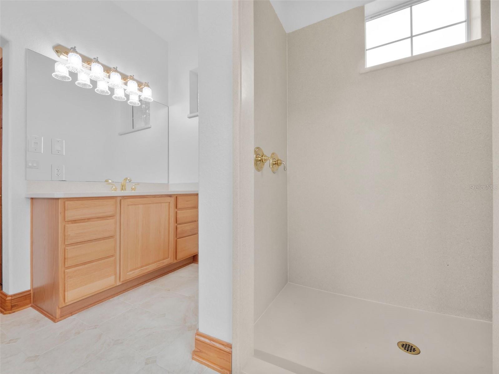 26301 SACKAMAXON DR, SORRENTO, FL, 32776