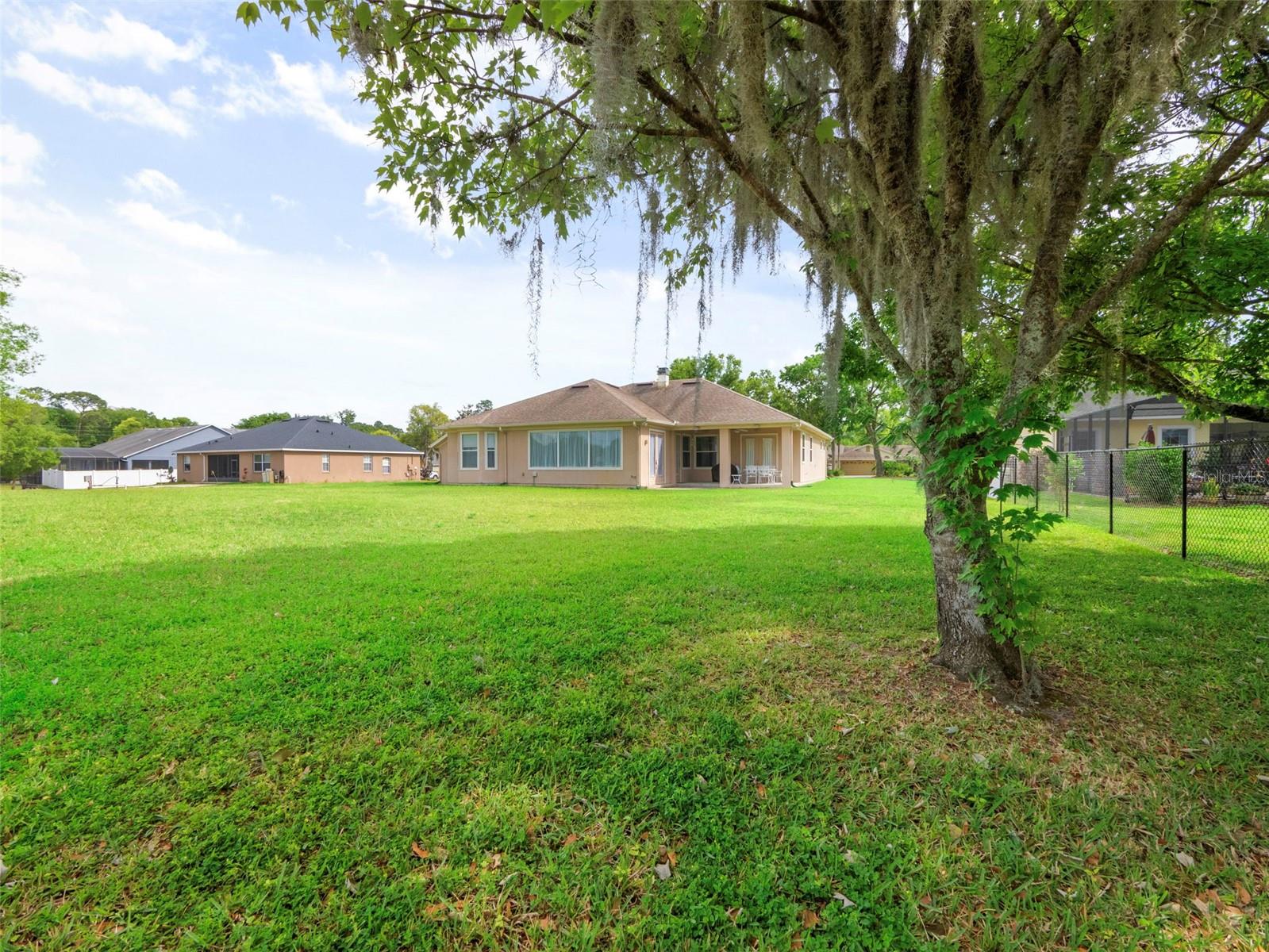 26301 SACKAMAXON DR, SORRENTO, FL, 32776