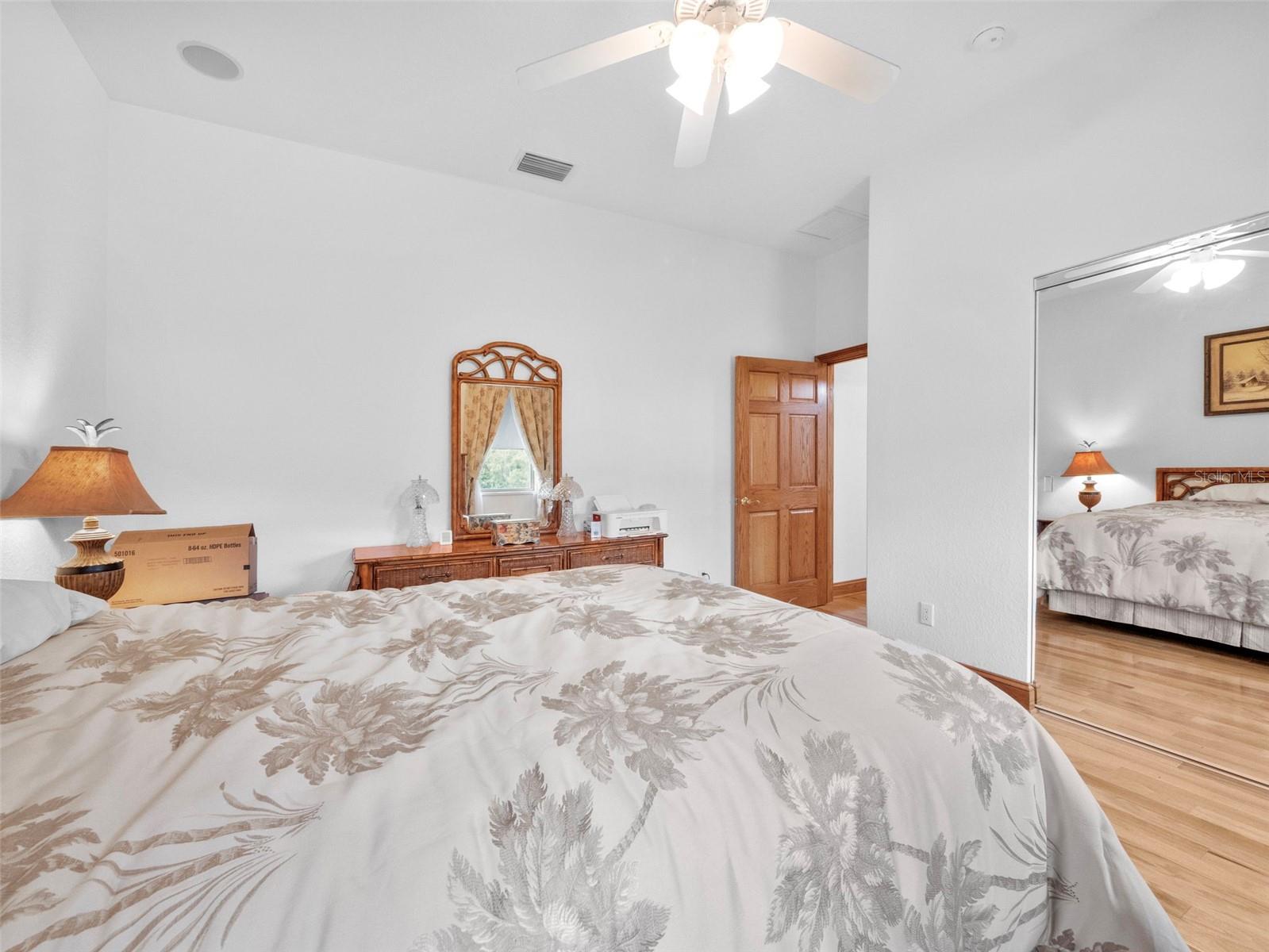 26301 SACKAMAXON DR, SORRENTO, FL, 32776