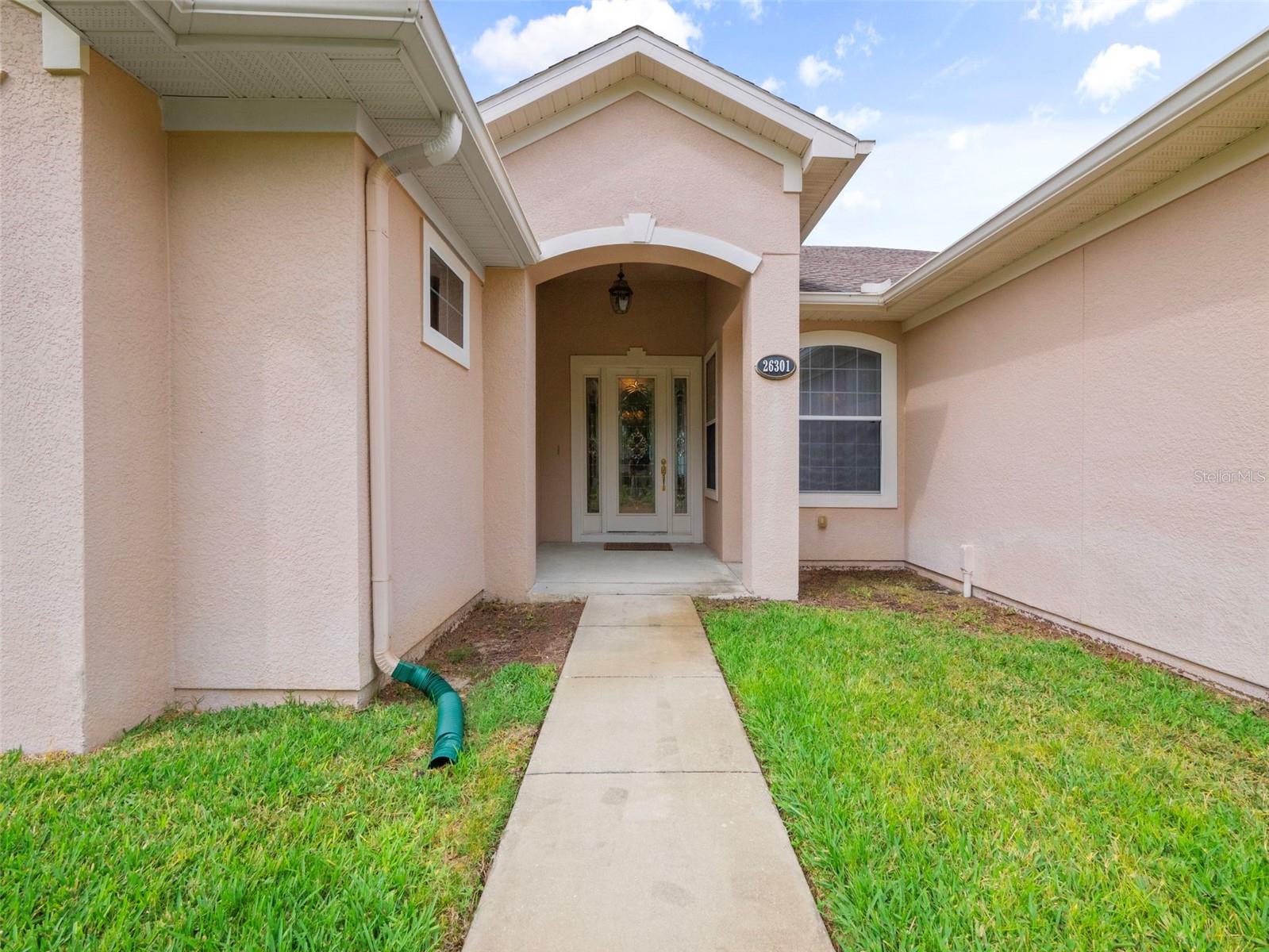 26301 SACKAMAXON DR, SORRENTO, FL, 32776