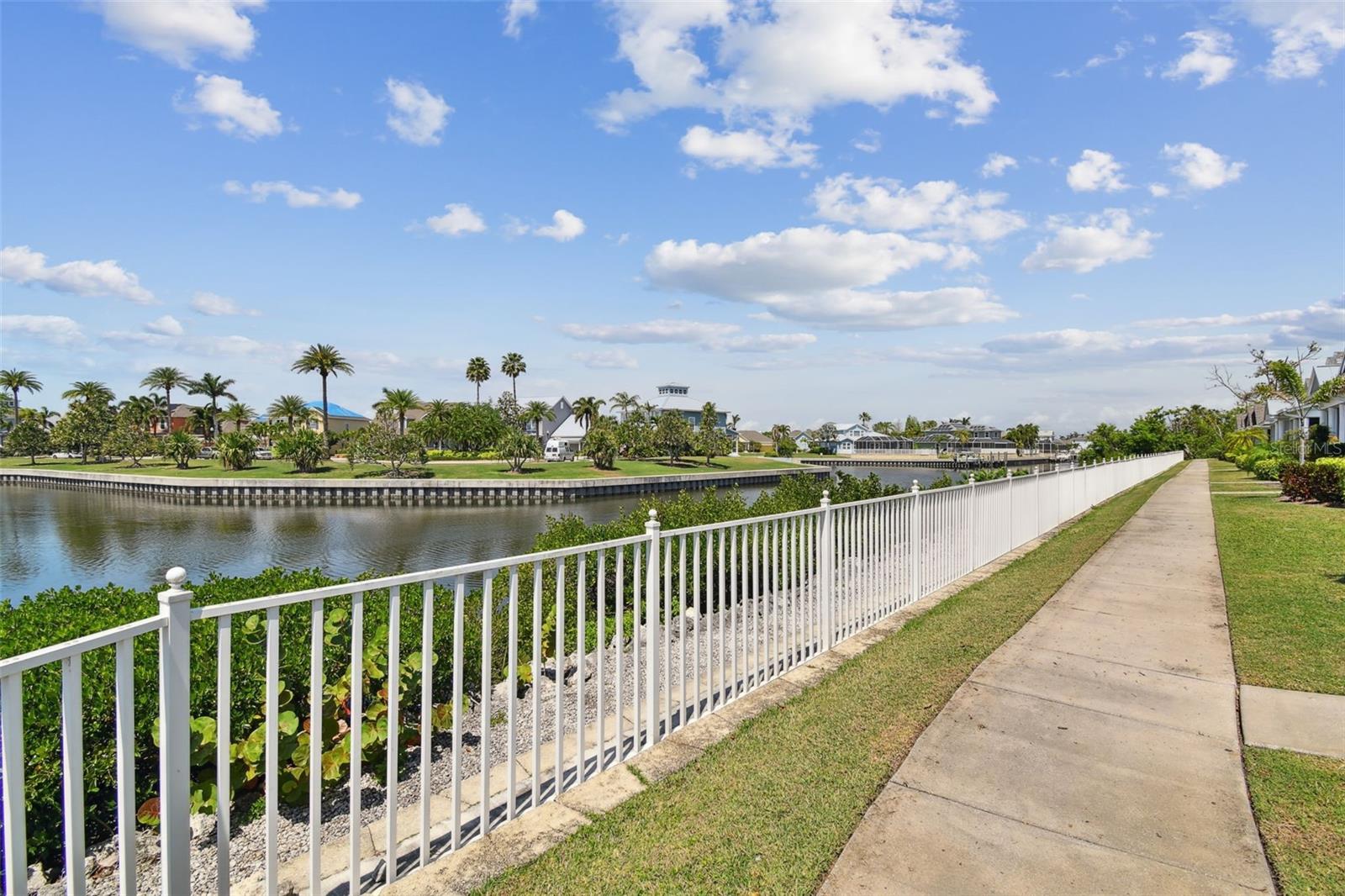 5702 TIDES PL, APOLLO BEACH, FL, 33572