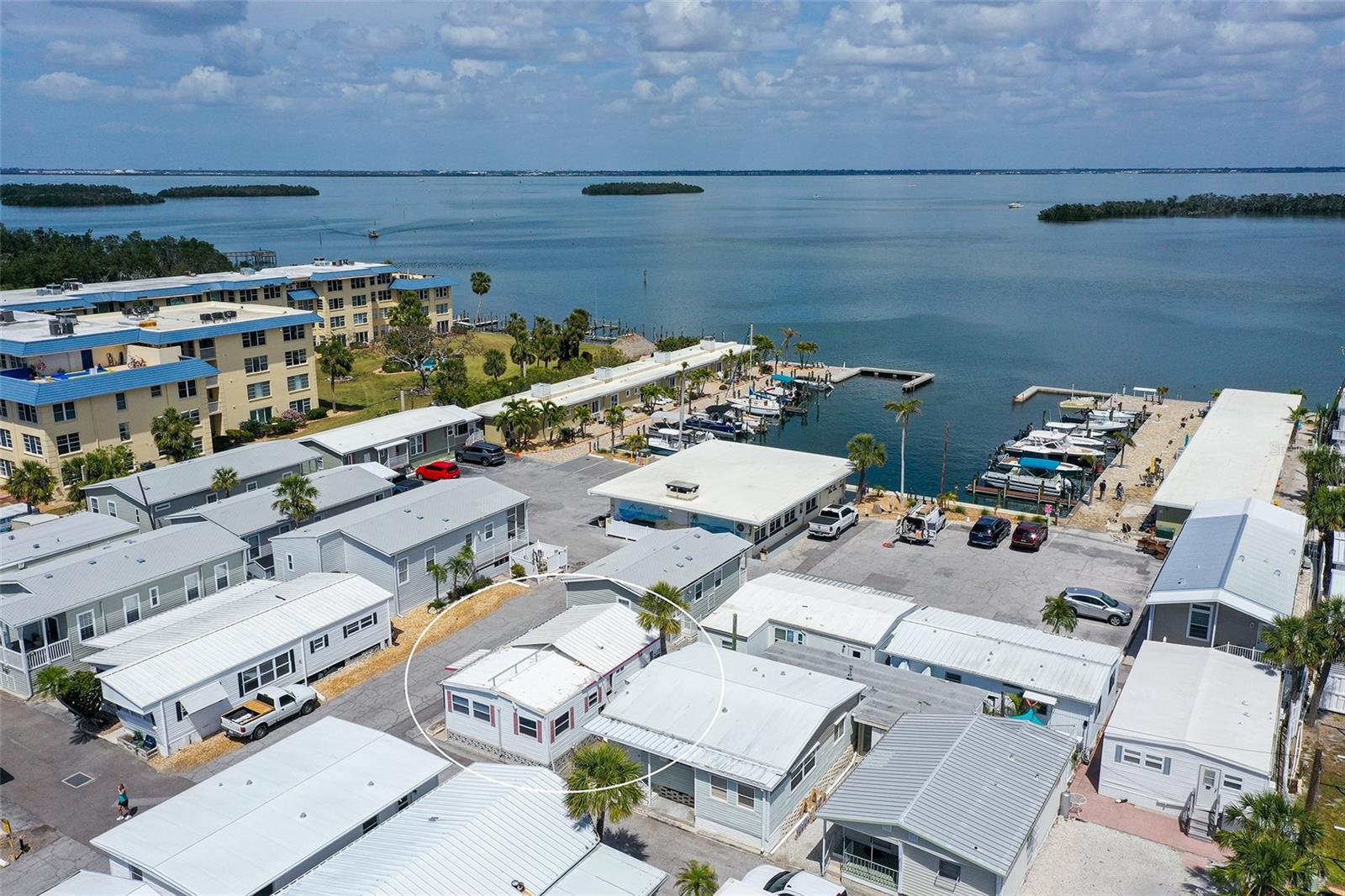 96 TWIN SHORES BLVD, LONGBOAT KEY, FL, 34228