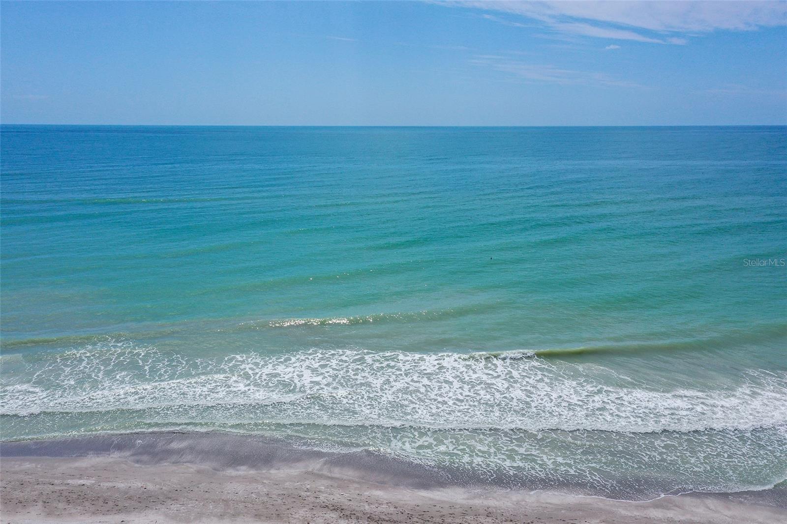 96 TWIN SHORES BLVD, LONGBOAT KEY, FL, 34228