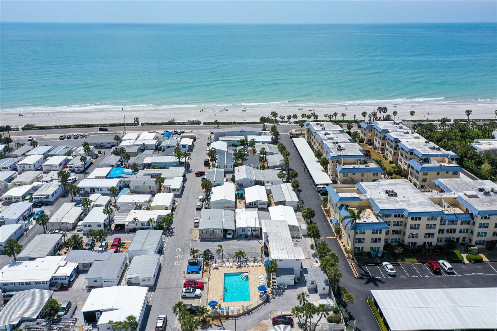 96 TWIN SHORES BLVD, LONGBOAT KEY, FL, 34228