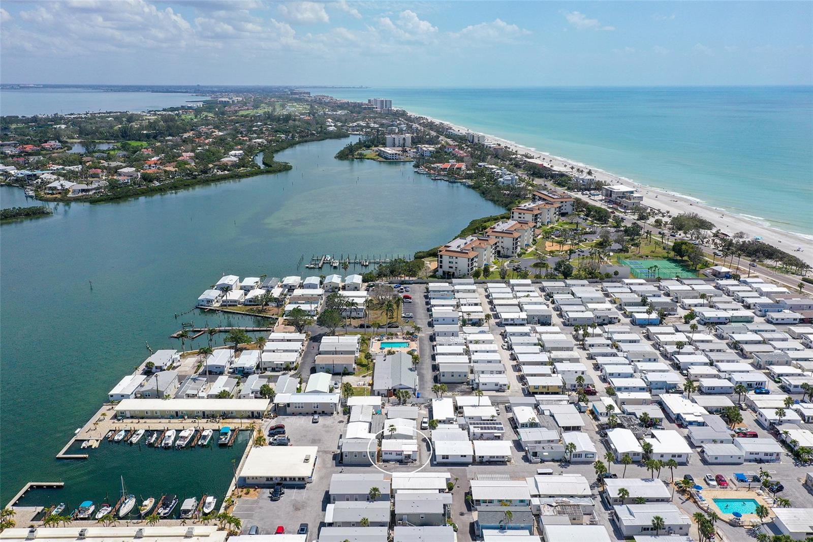 96 TWIN SHORES BLVD, LONGBOAT KEY, FL, 34228