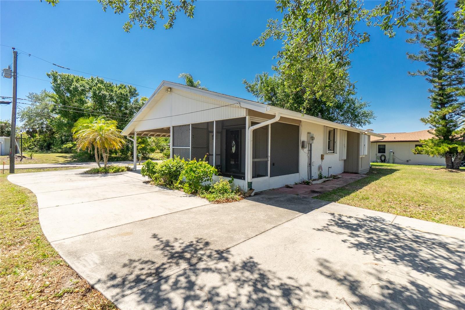 2690 AUBURN BLVD, PORT CHARLOTTE, FL, 33948