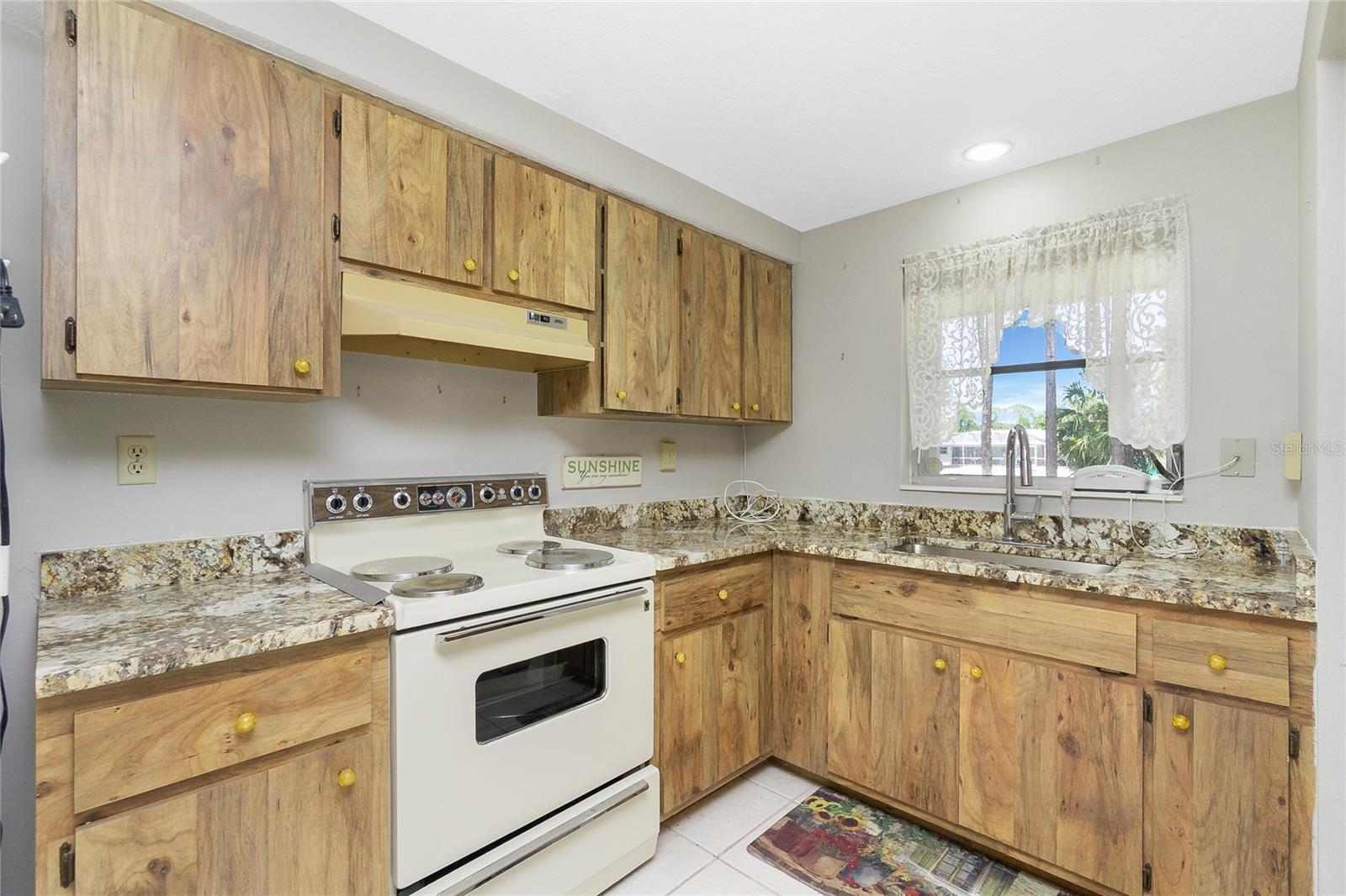 2690 AUBURN BLVD, PORT CHARLOTTE, FL, 33948
