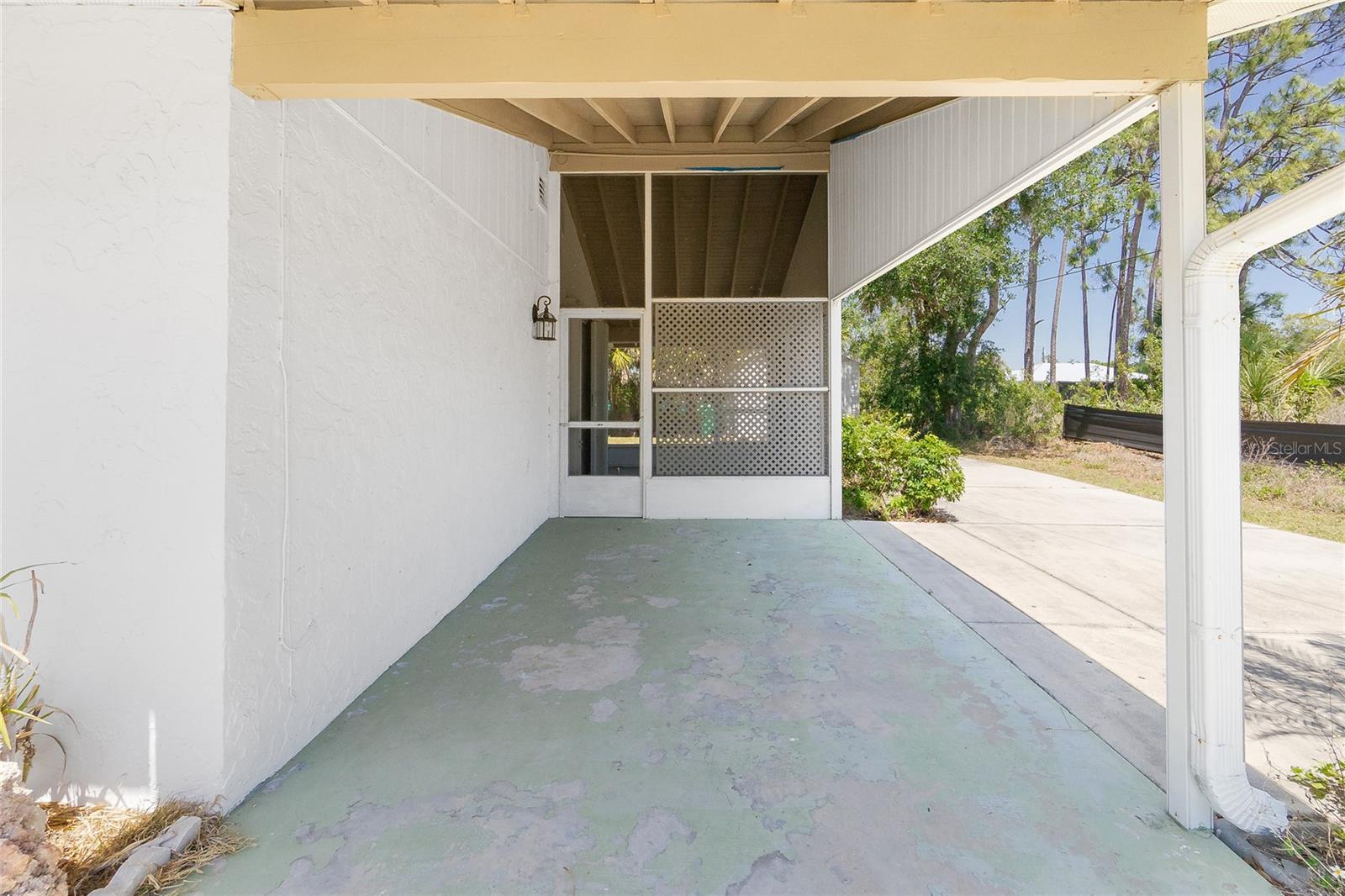 2690 AUBURN BLVD, PORT CHARLOTTE, FL, 33948