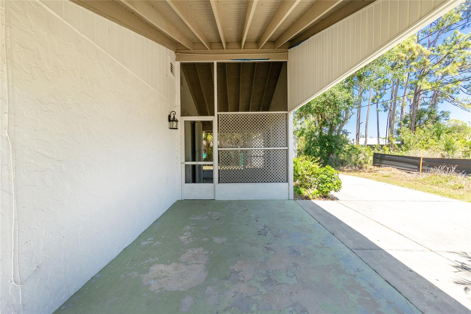 2690 AUBURN BLVD, PORT CHARLOTTE, FL, 33948