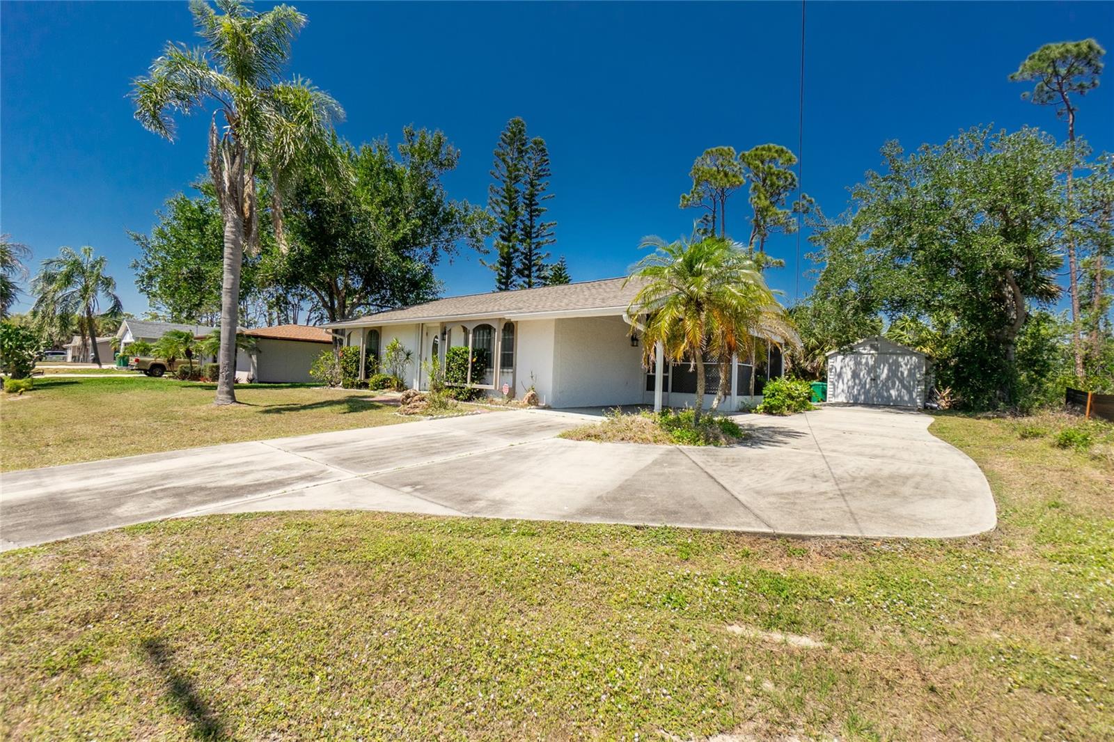 2690 AUBURN BLVD, PORT CHARLOTTE, FL, 33948