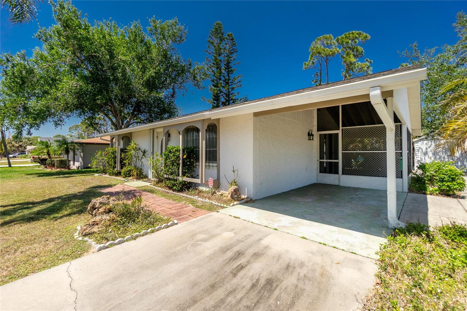 2690 AUBURN BLVD, PORT CHARLOTTE, FL, 33948