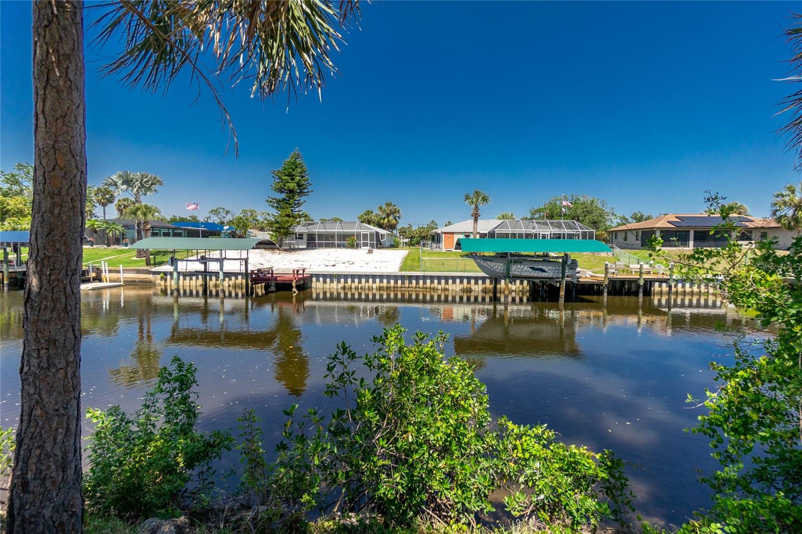 2690 AUBURN BLVD, PORT CHARLOTTE, FL, 33948